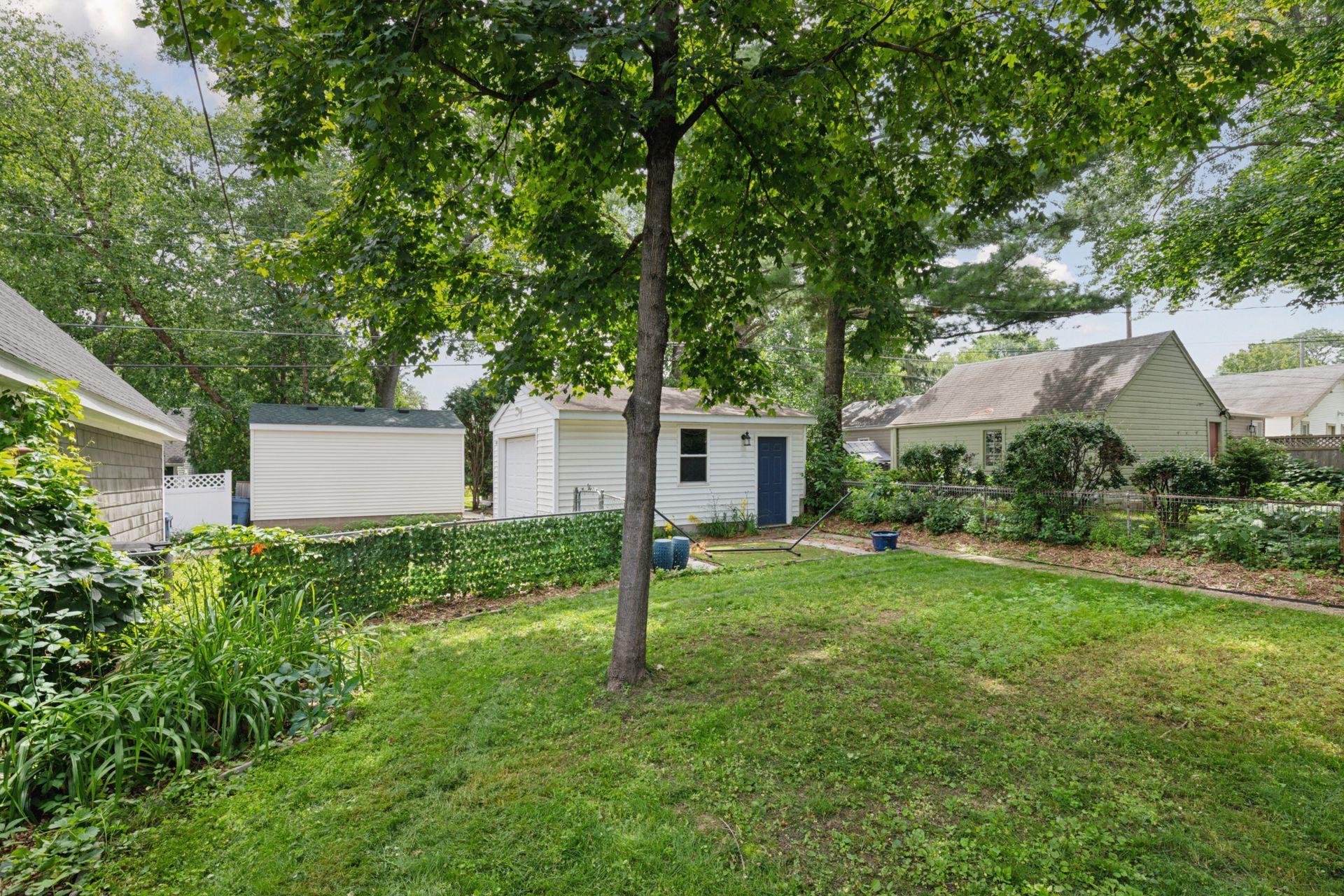 5217 France Avenue S