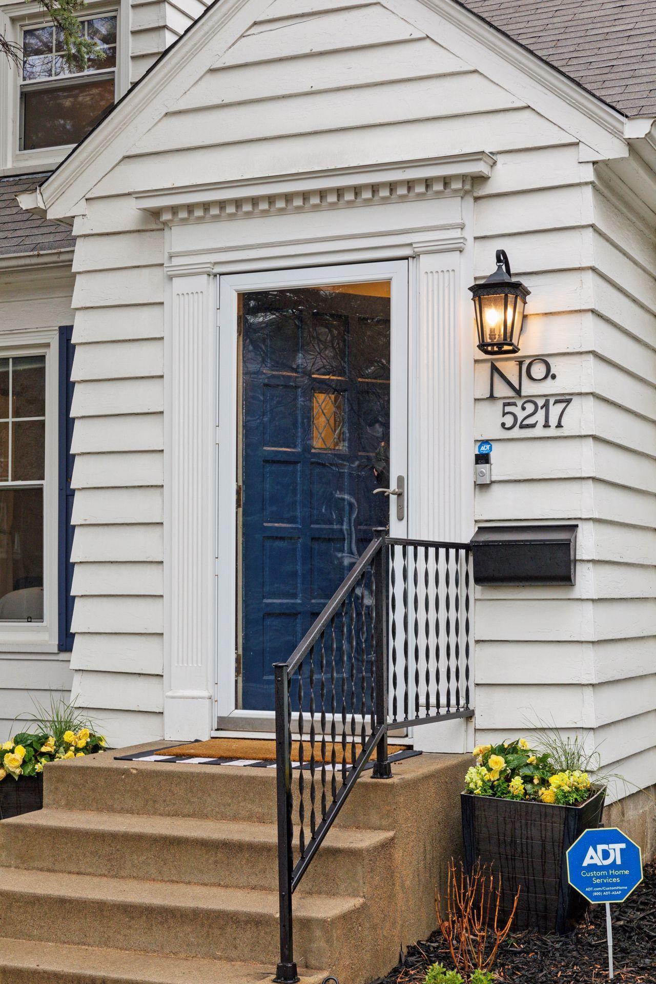 5217 France Avenue S