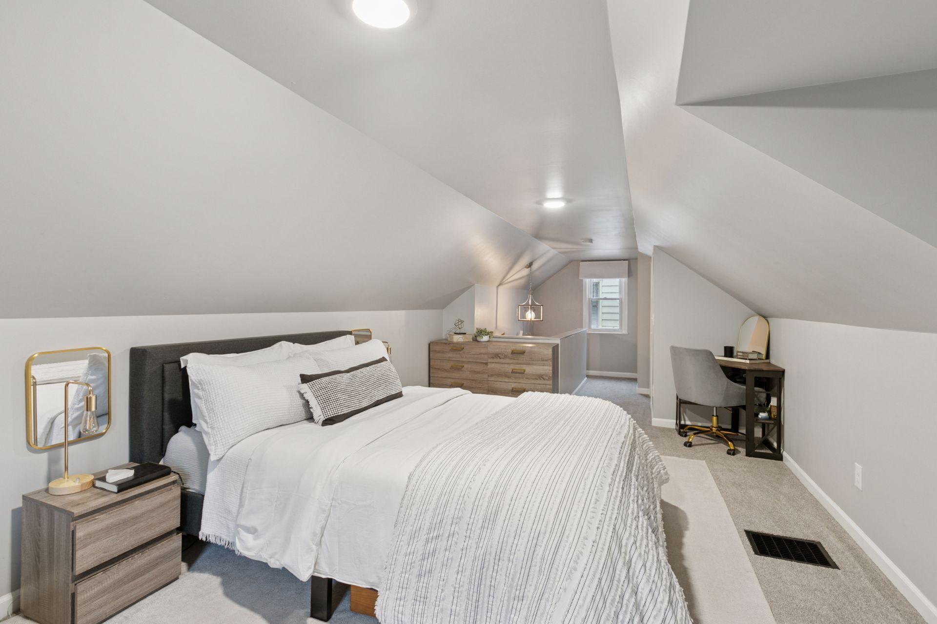 5217 France Avenue S