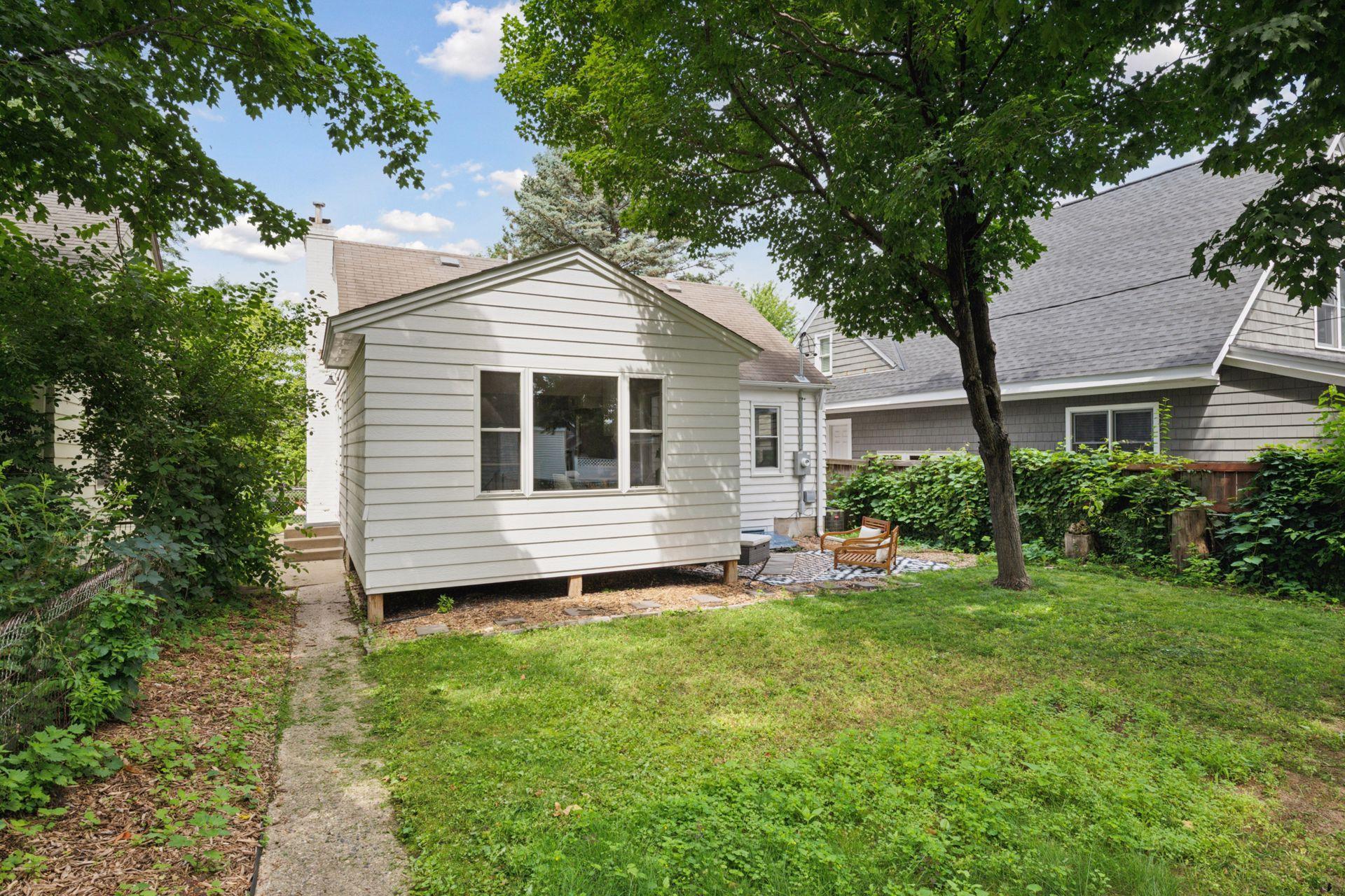 5217 France Avenue S