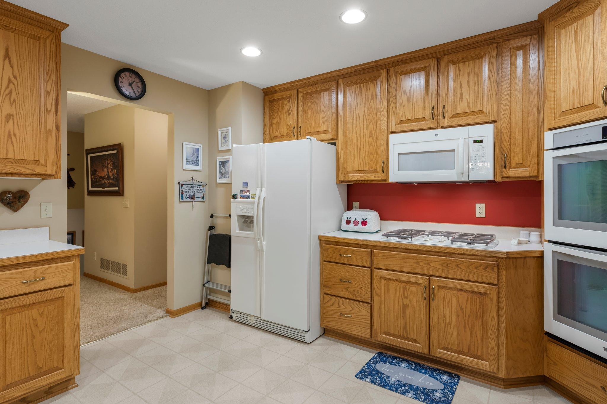 9855 Kadler Avenue NE