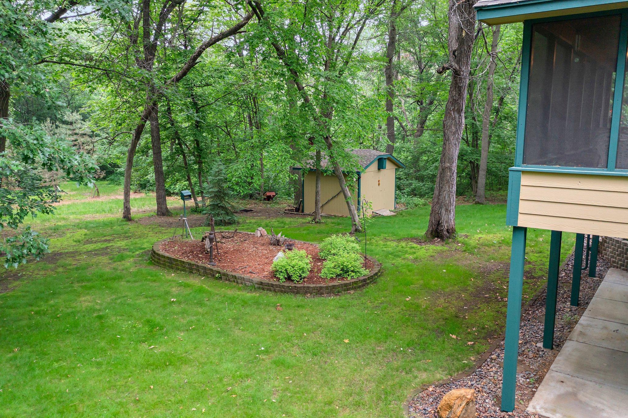 9855 Kadler Avenue NE