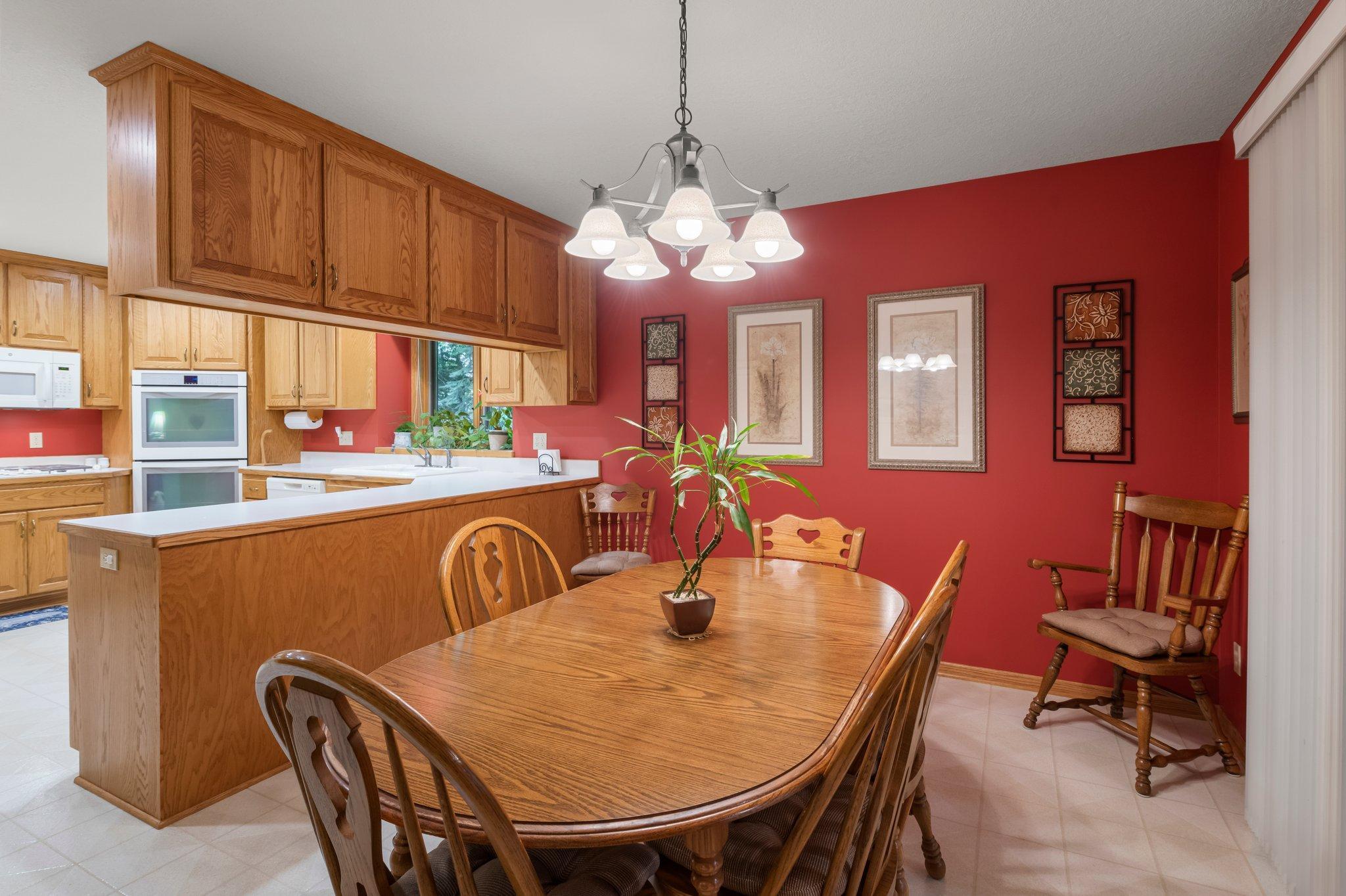 9855 Kadler Avenue NE