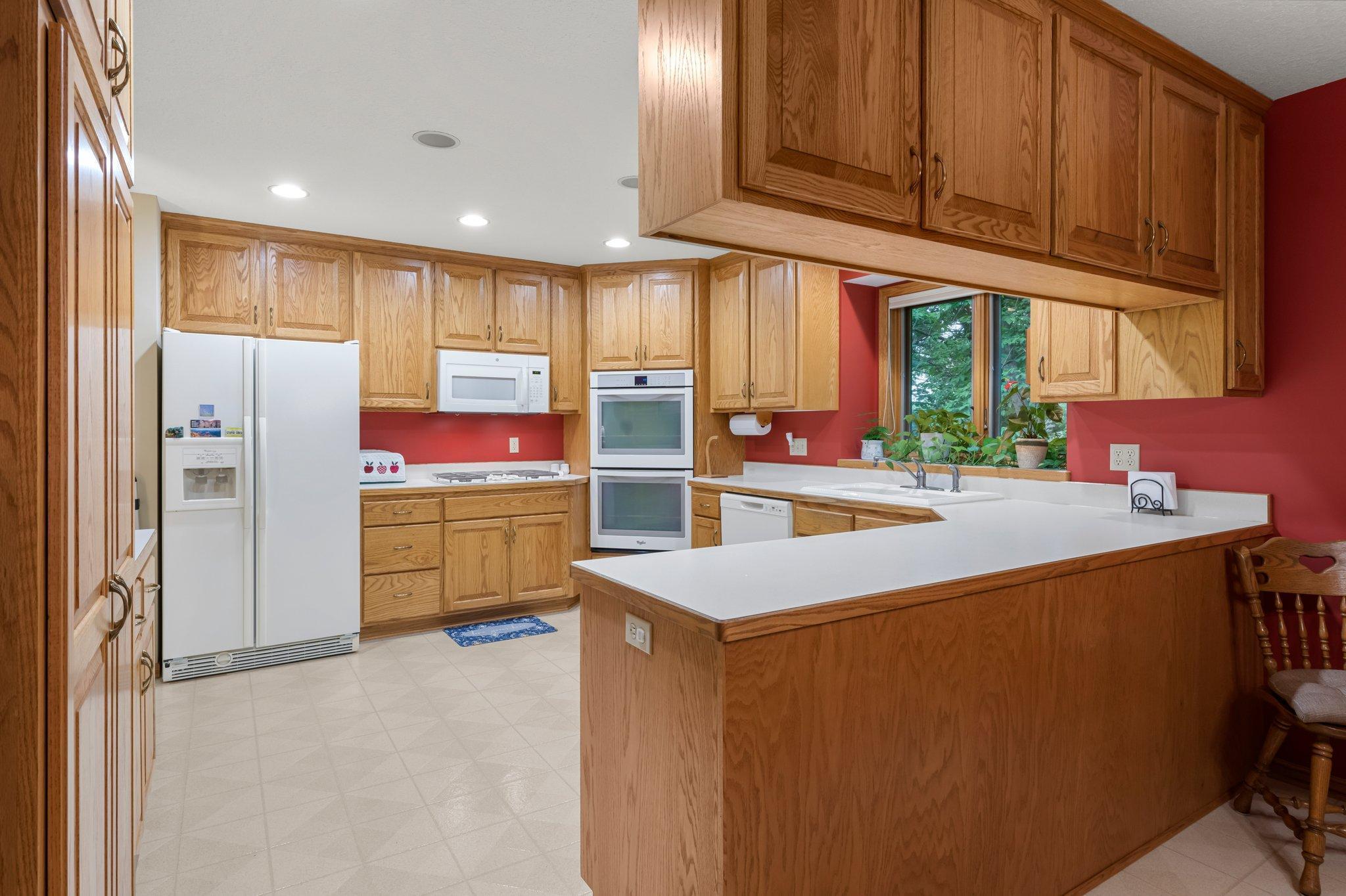 9855 Kadler Avenue NE