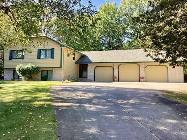 9855 Kadler Avenue NE