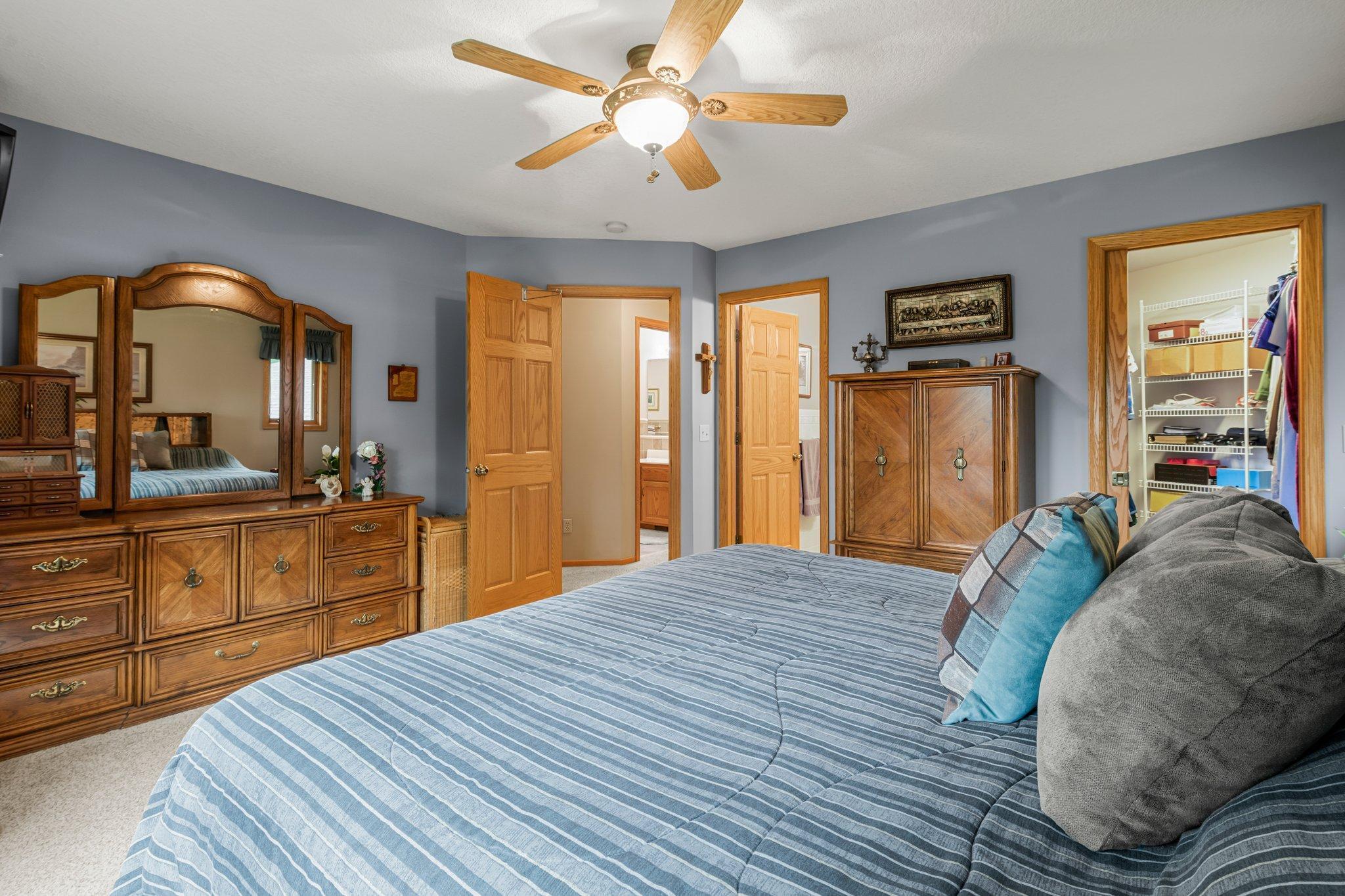 9855 Kadler Avenue NE