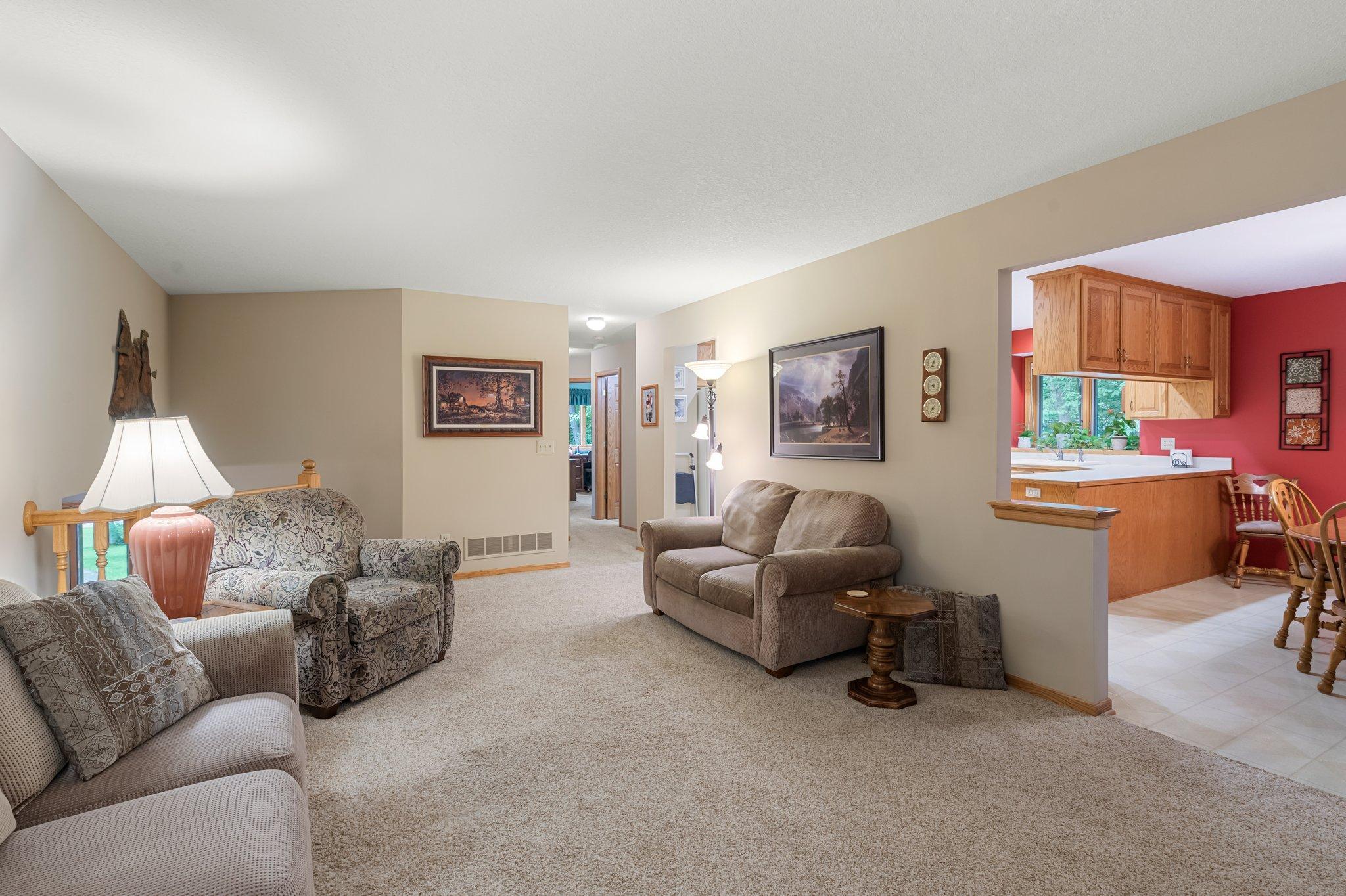 9855 Kadler Avenue NE