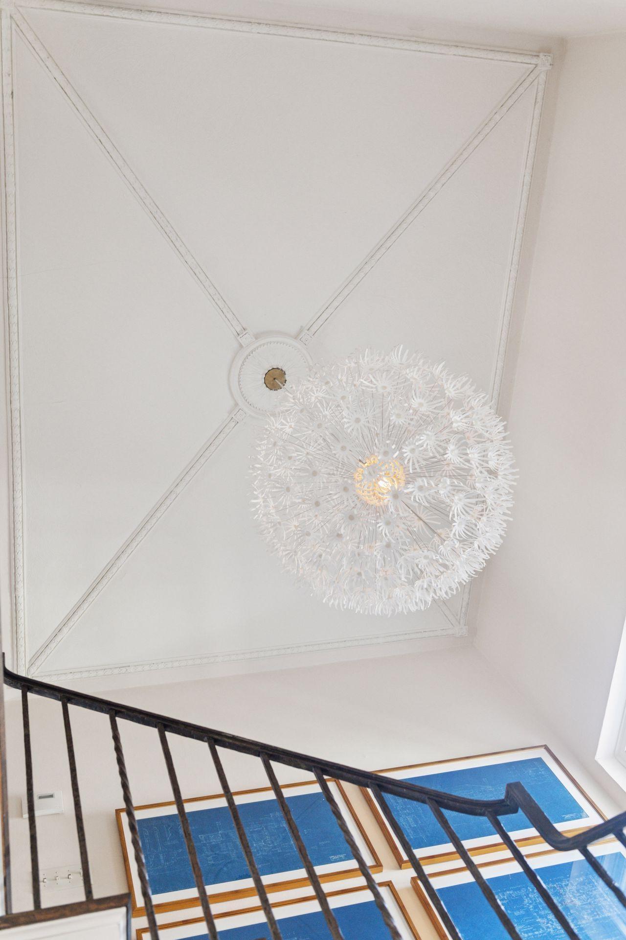 2308 W Lake Of The Isles Parkway