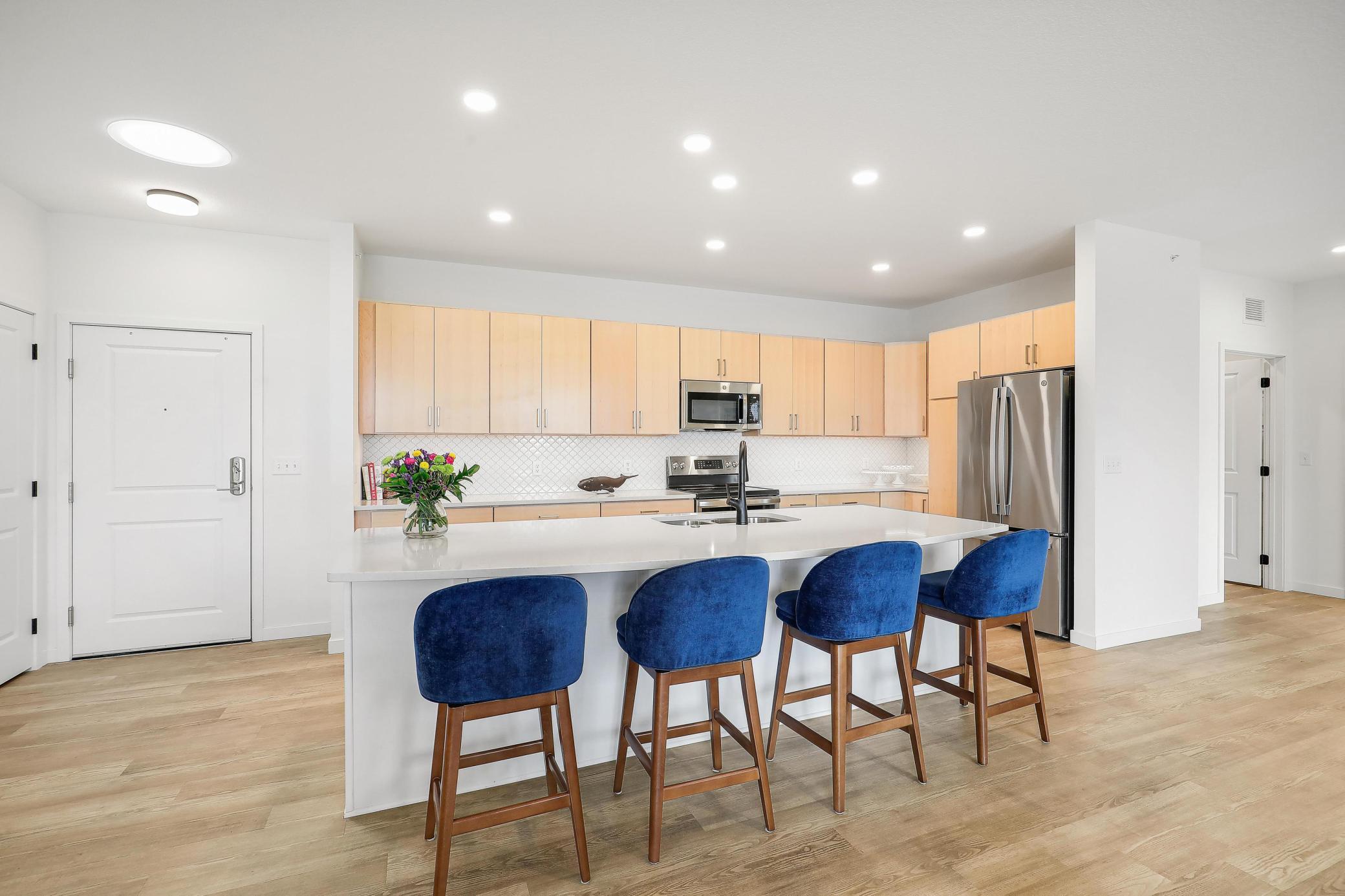 1948 W Wayzata Boulevard Unit: 308