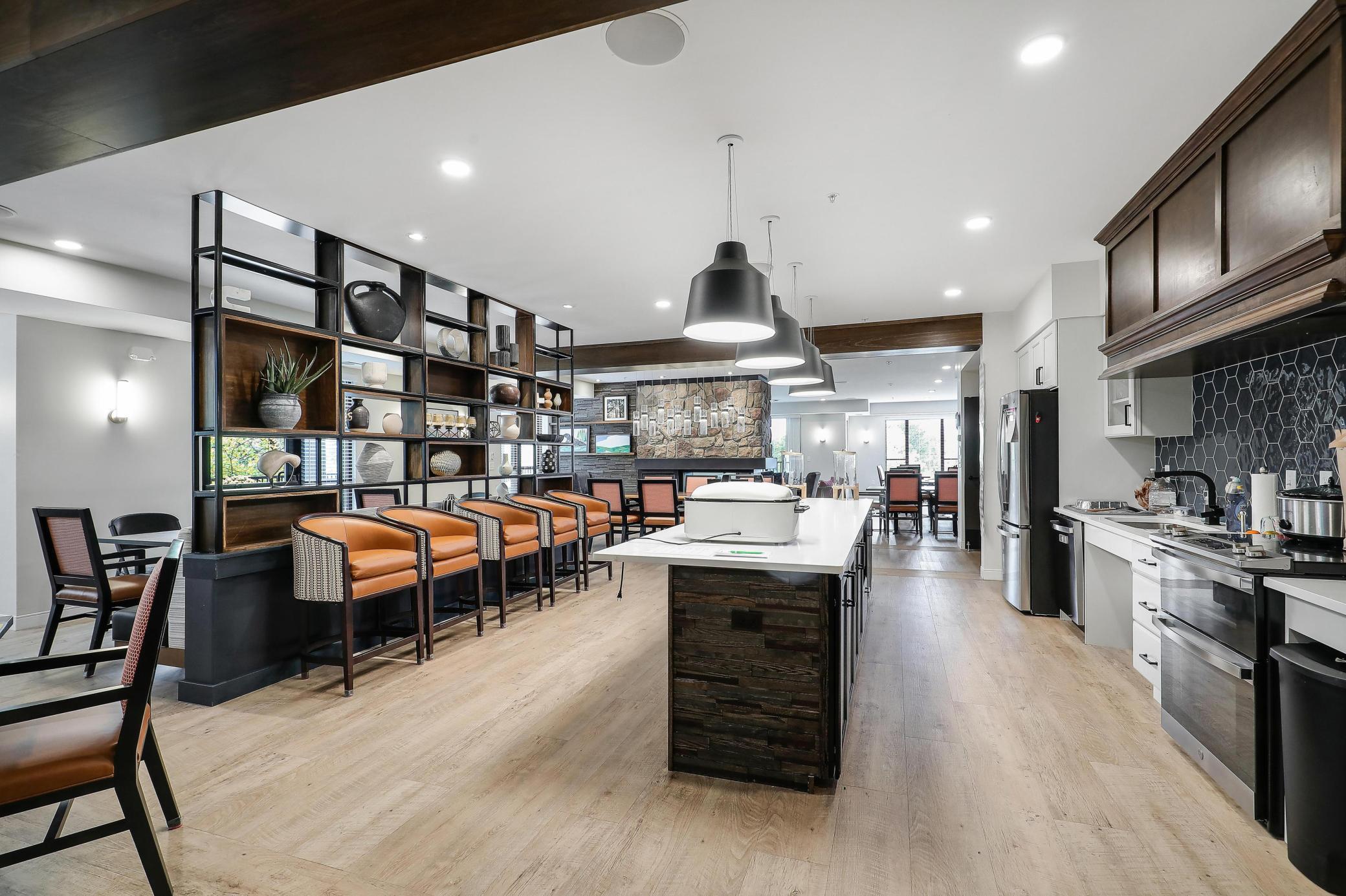 1948 W Wayzata Boulevard Unit: 308