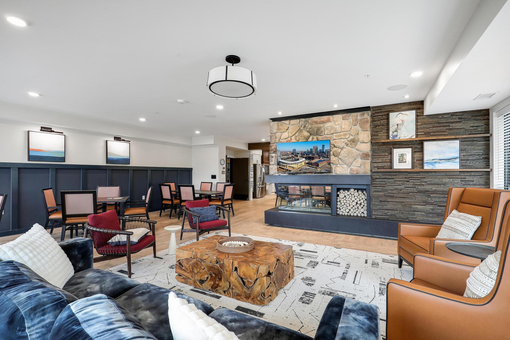 1948 W Wayzata Boulevard Unit: 308