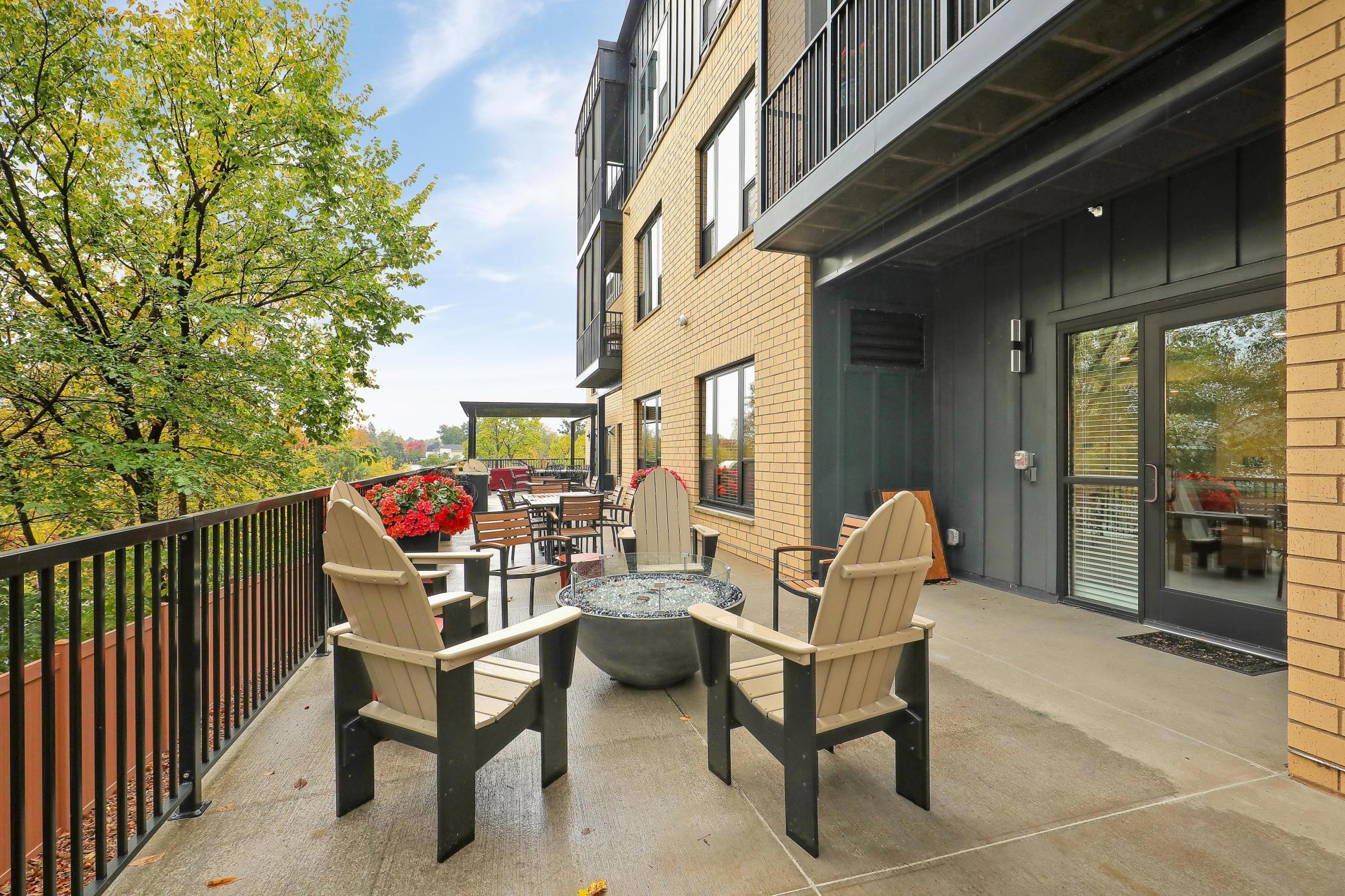 1948 W Wayzata Boulevard Unit: 308