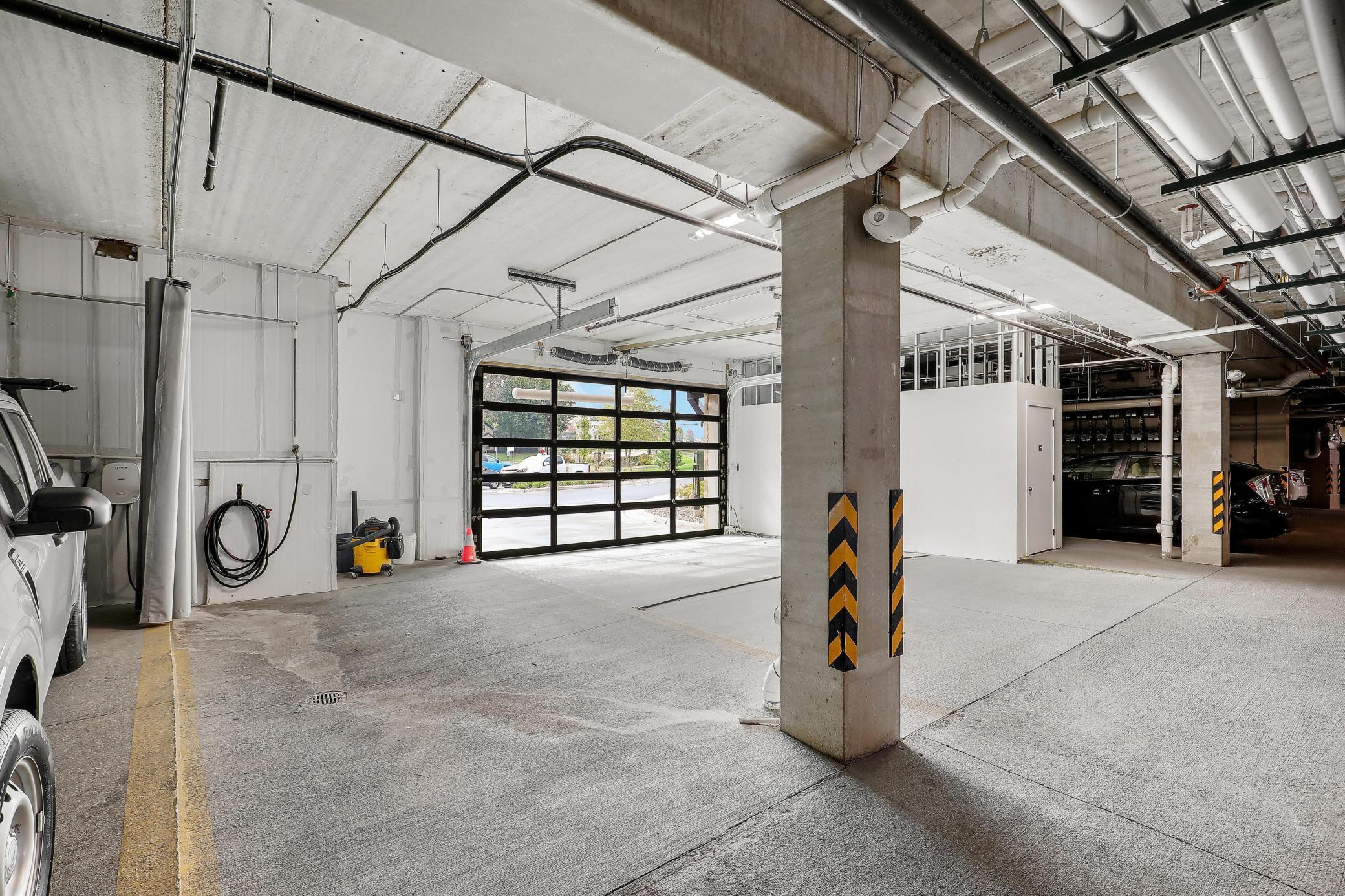 1948 W Wayzata Boulevard Unit: 308