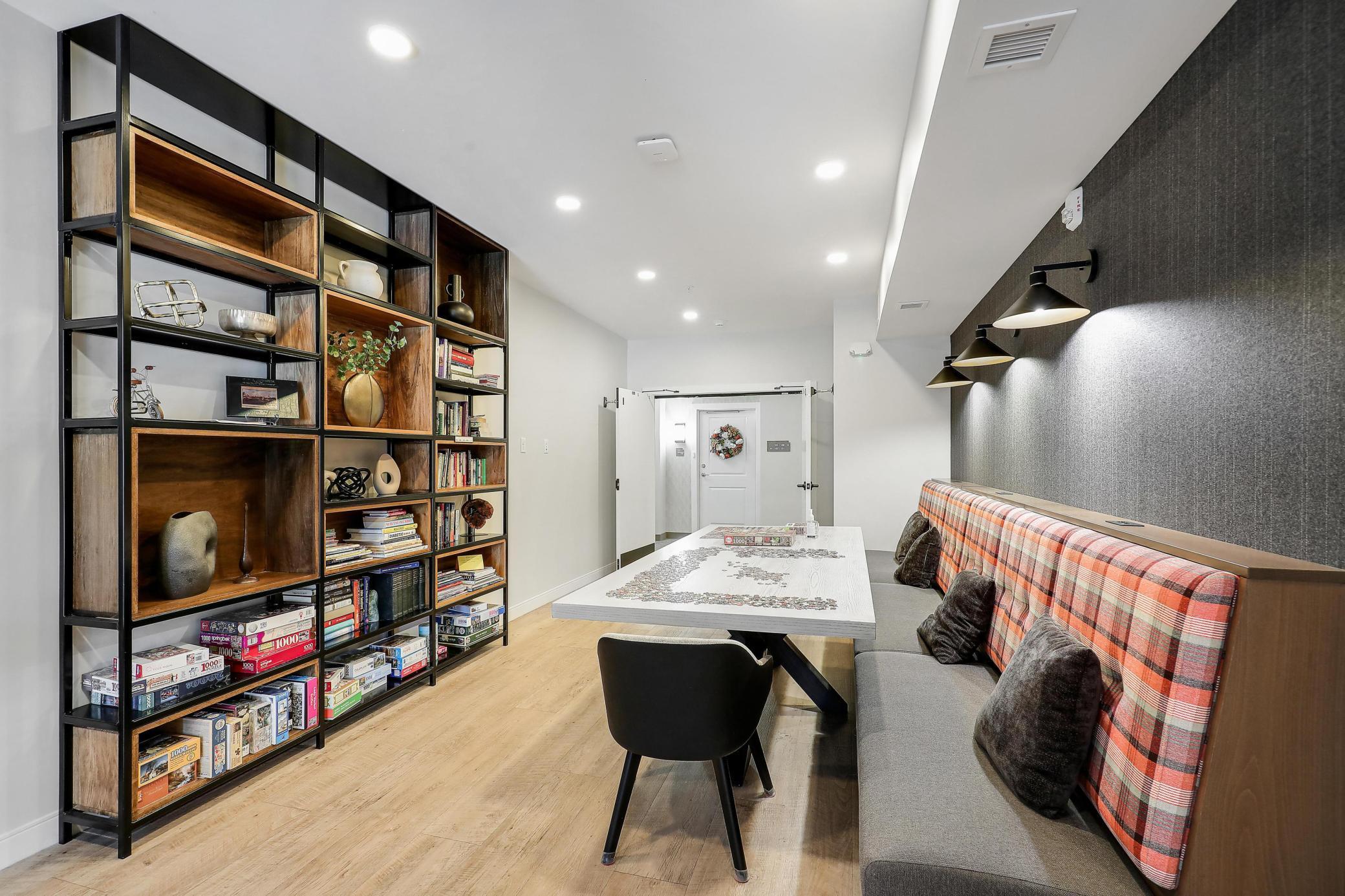 1948 W Wayzata Boulevard Unit: 308