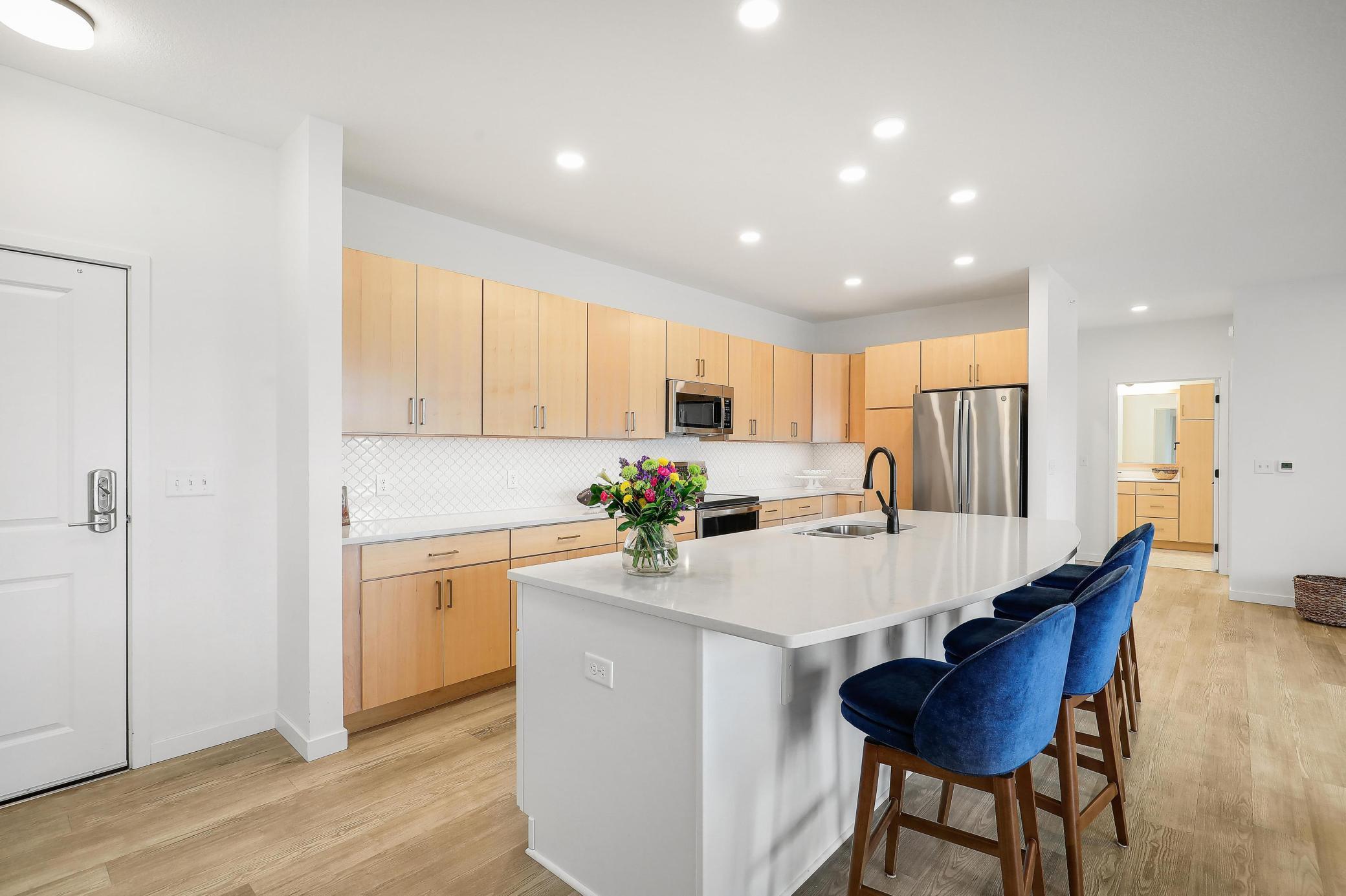 1948 W Wayzata Boulevard Unit: 308