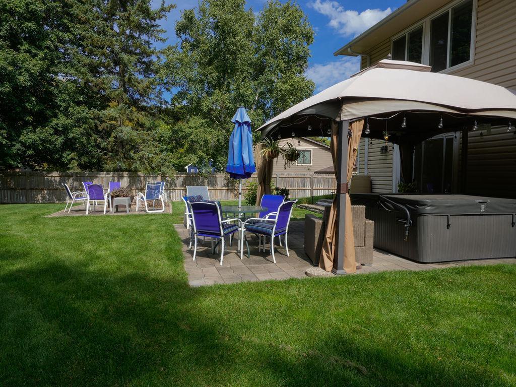 4755 Yorktown Lane N