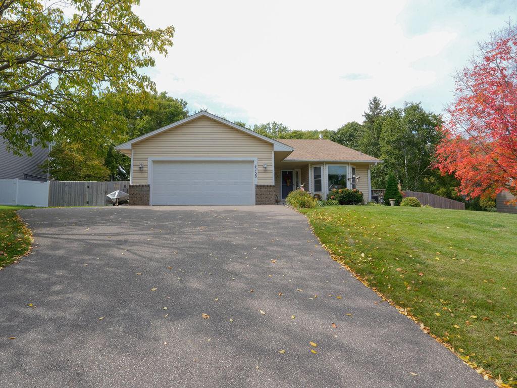 4755 Yorktown Lane N