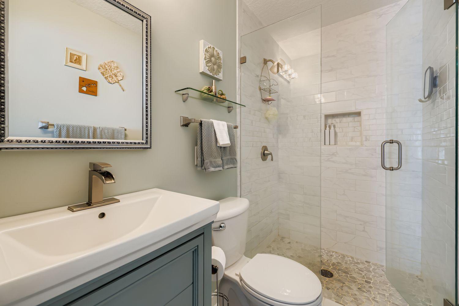 4755 Yorktown Lane N