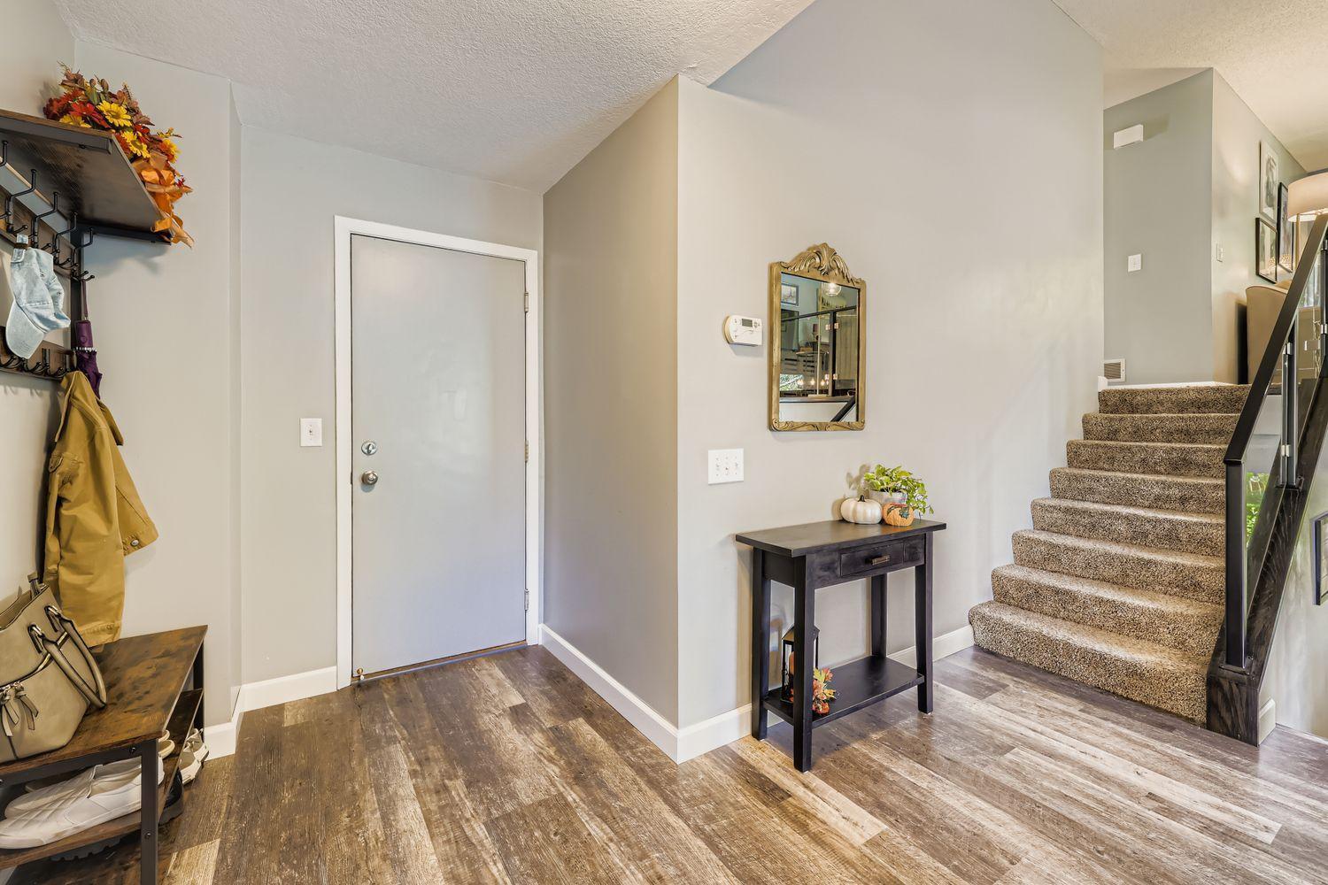 4755 Yorktown Lane N