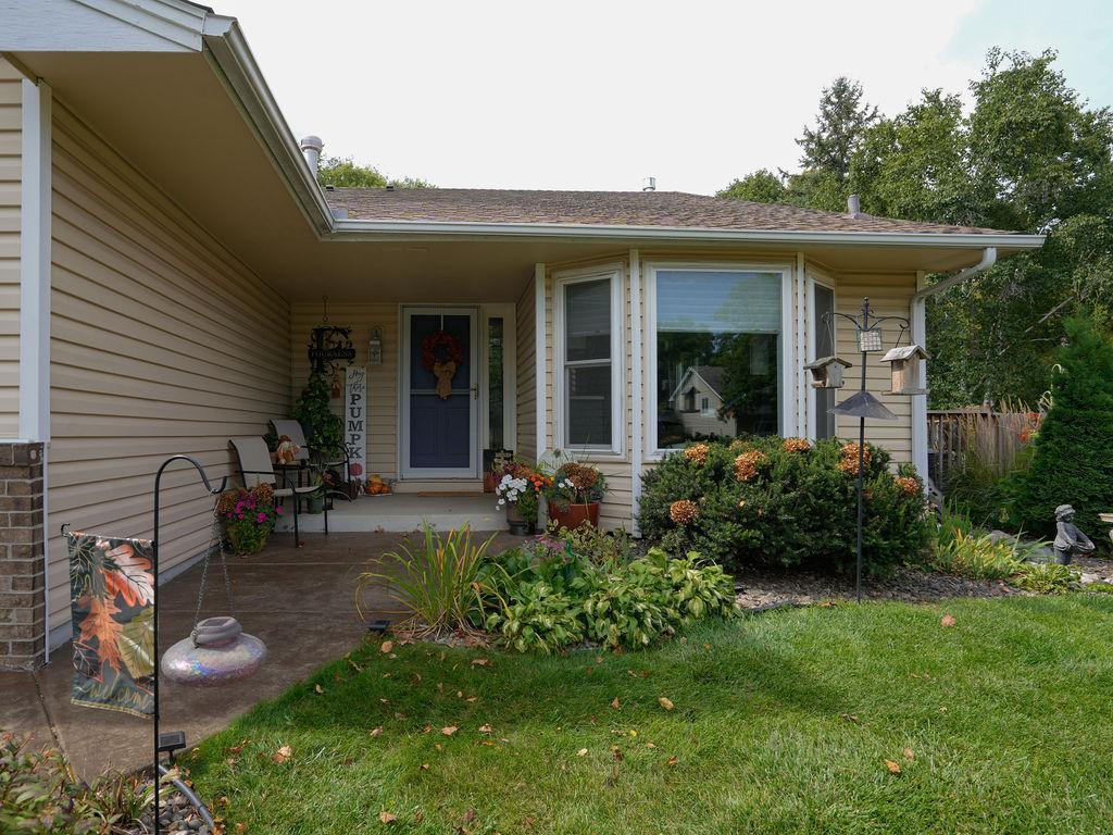 4755 Yorktown Lane N