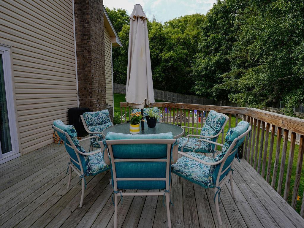 4755 Yorktown Lane N