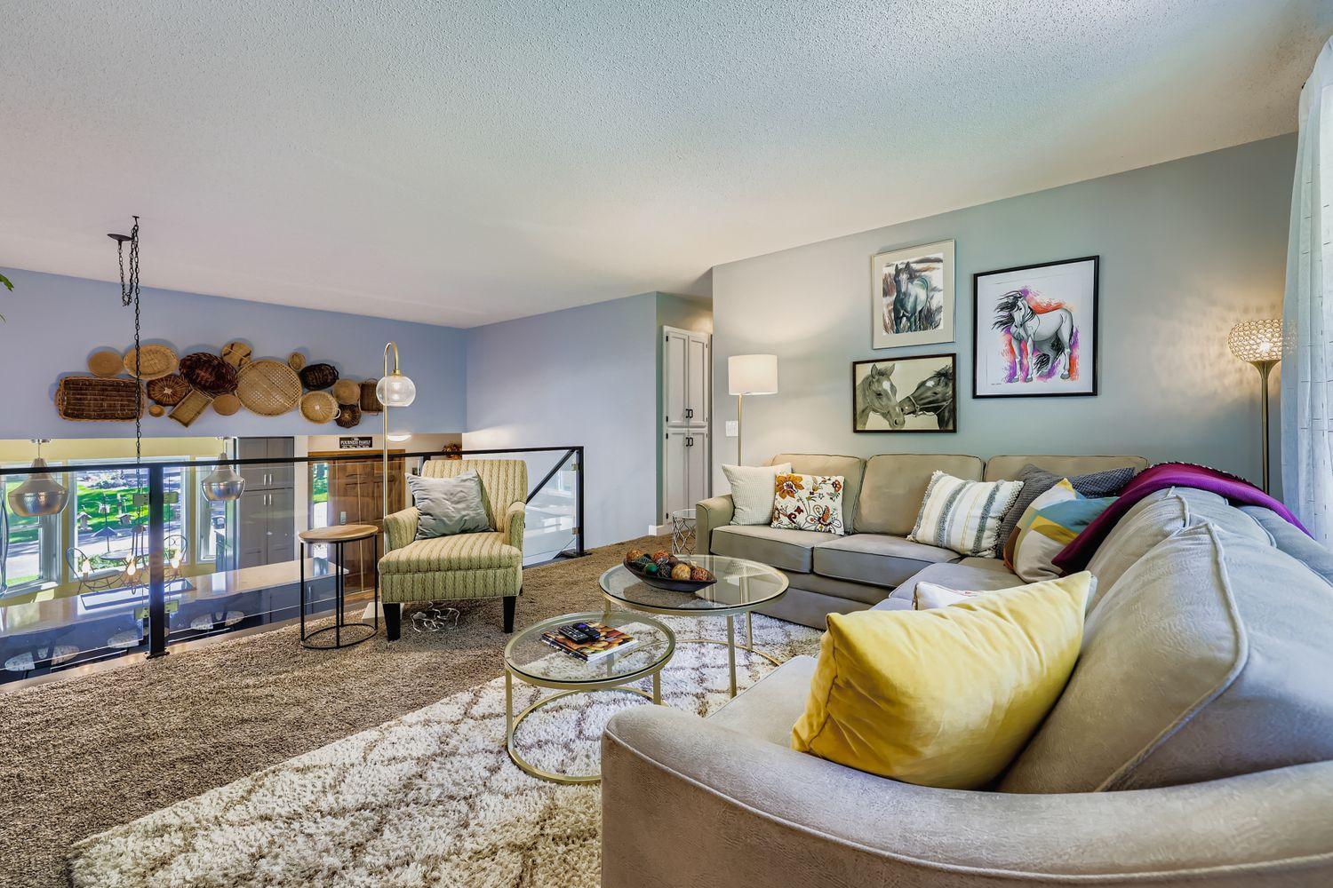 4755 Yorktown Lane N