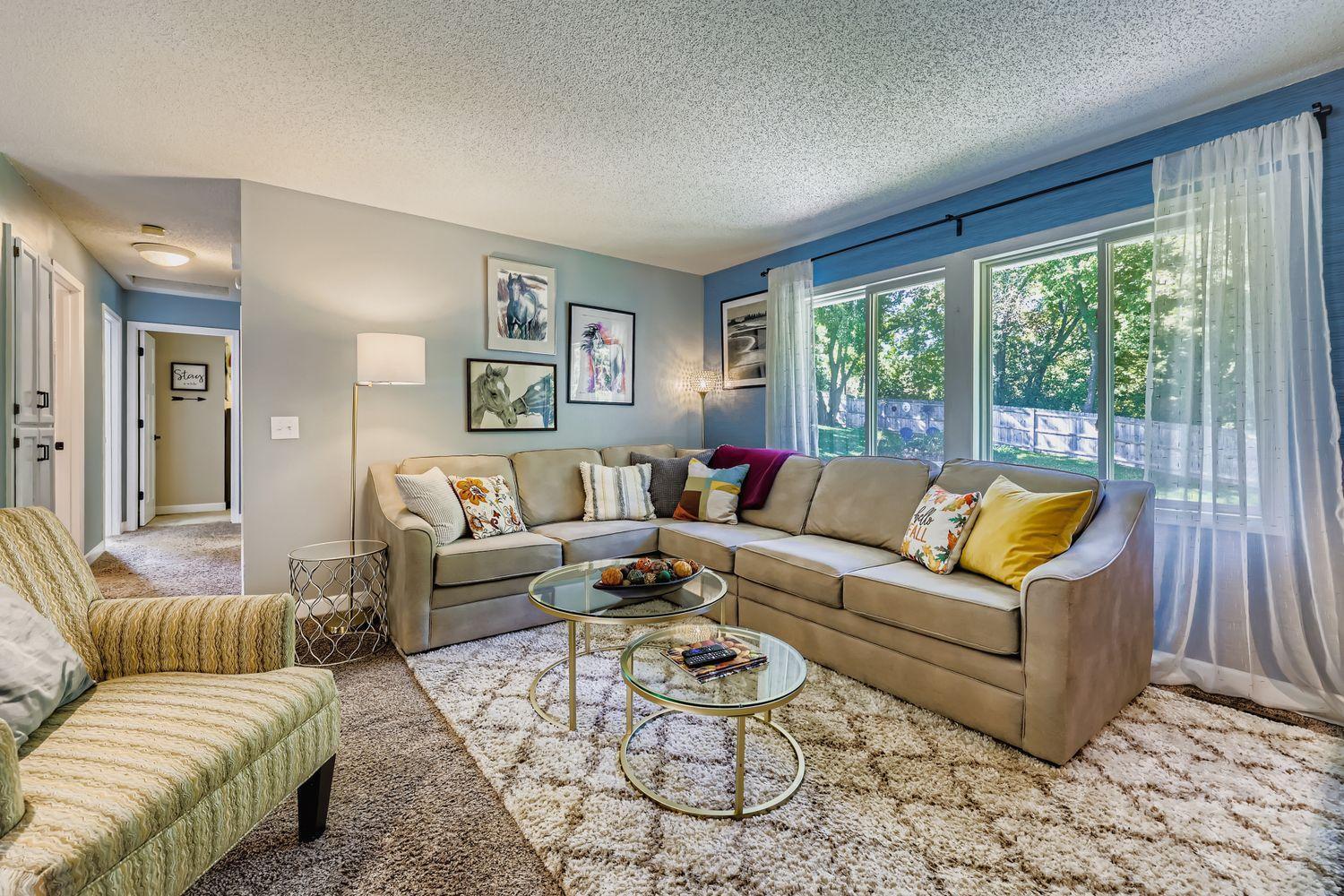 4755 Yorktown Lane N