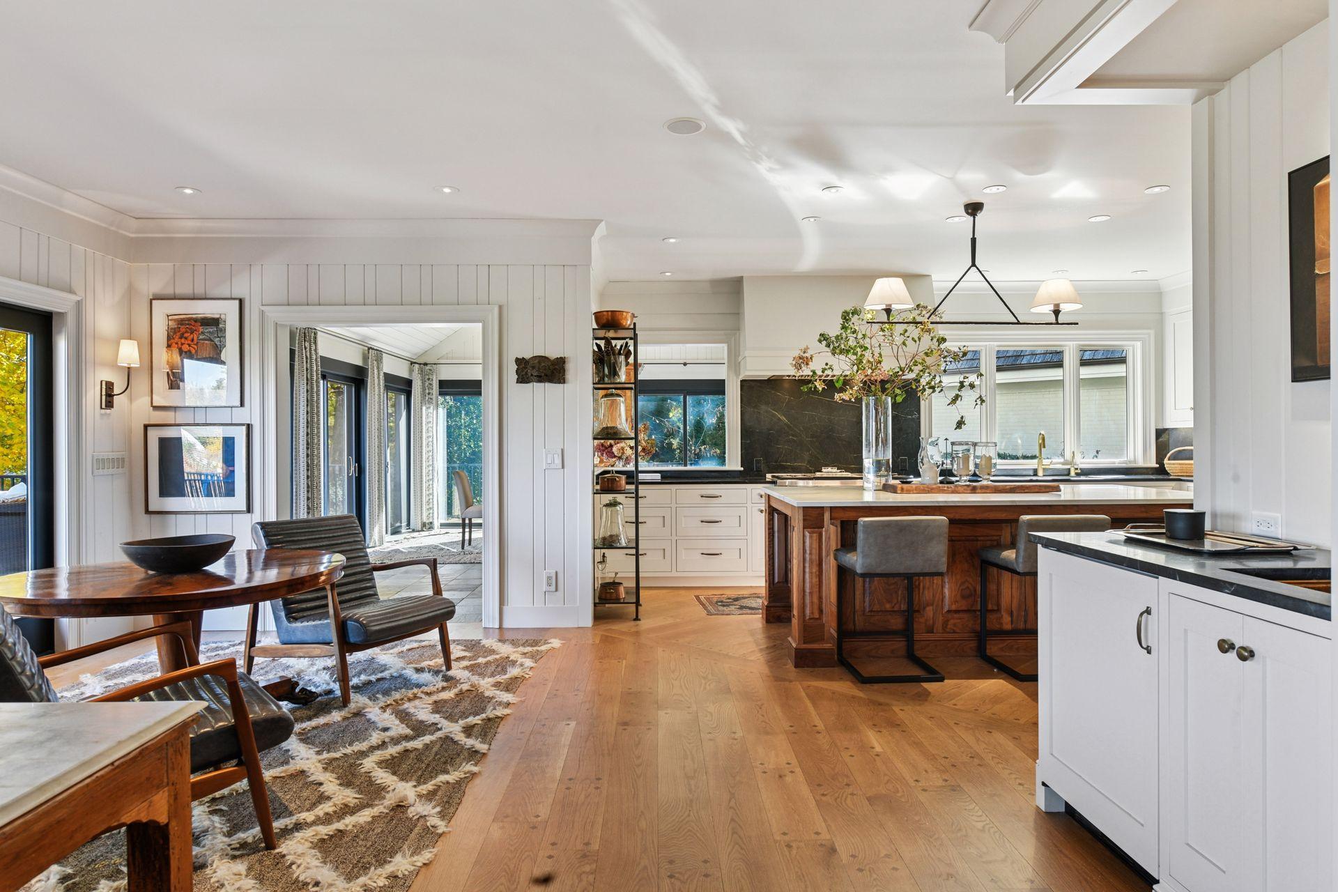 2505 Cedar Point Drive