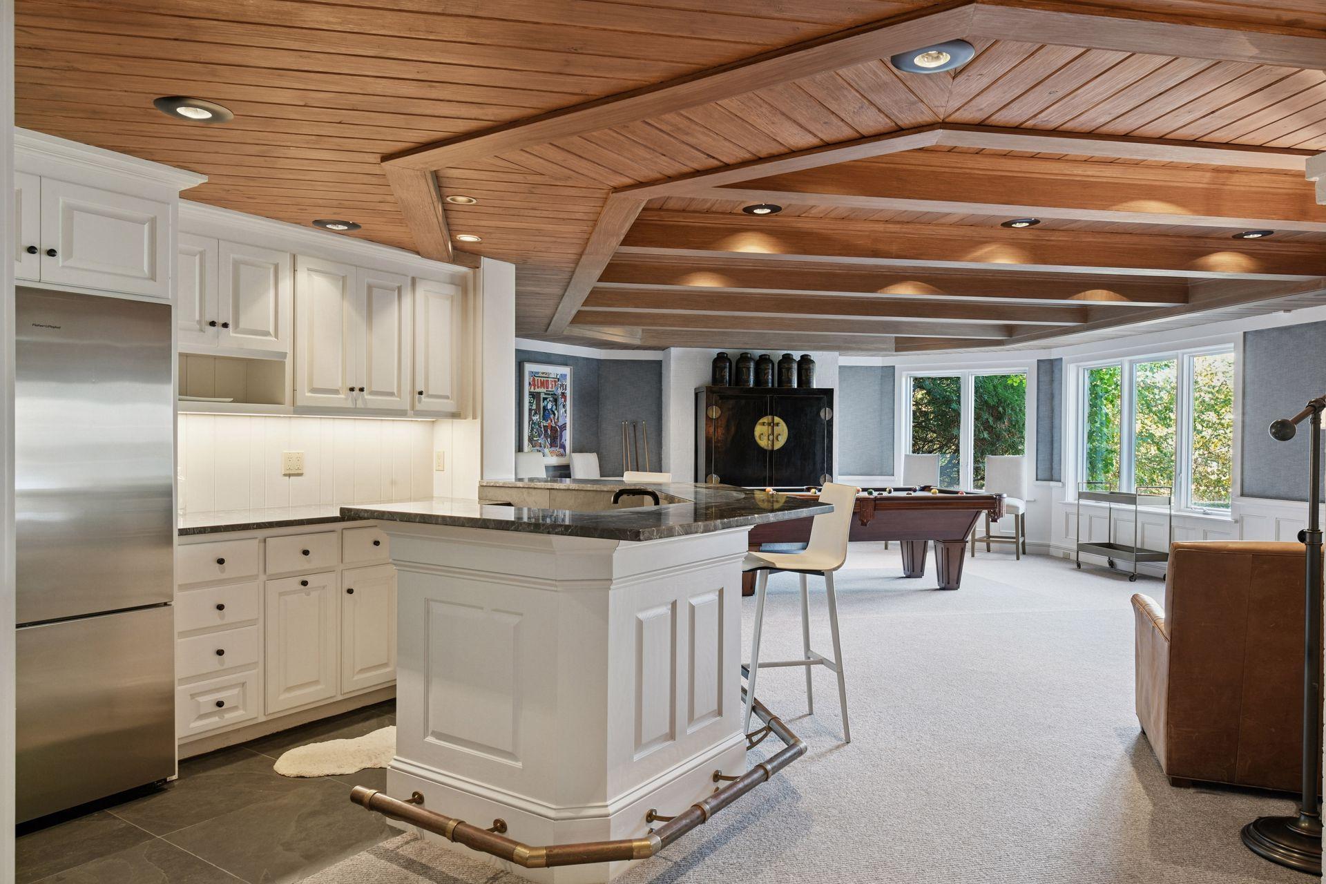 2505 Cedar Point Drive