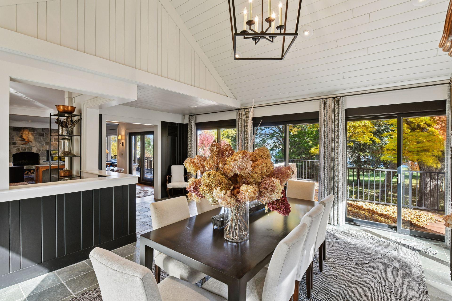 2505 Cedar Point Drive