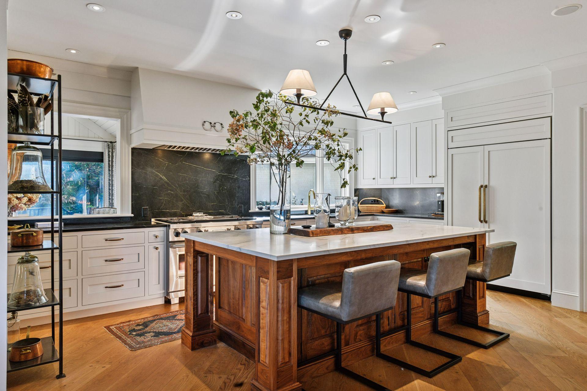 2505 Cedar Point Drive