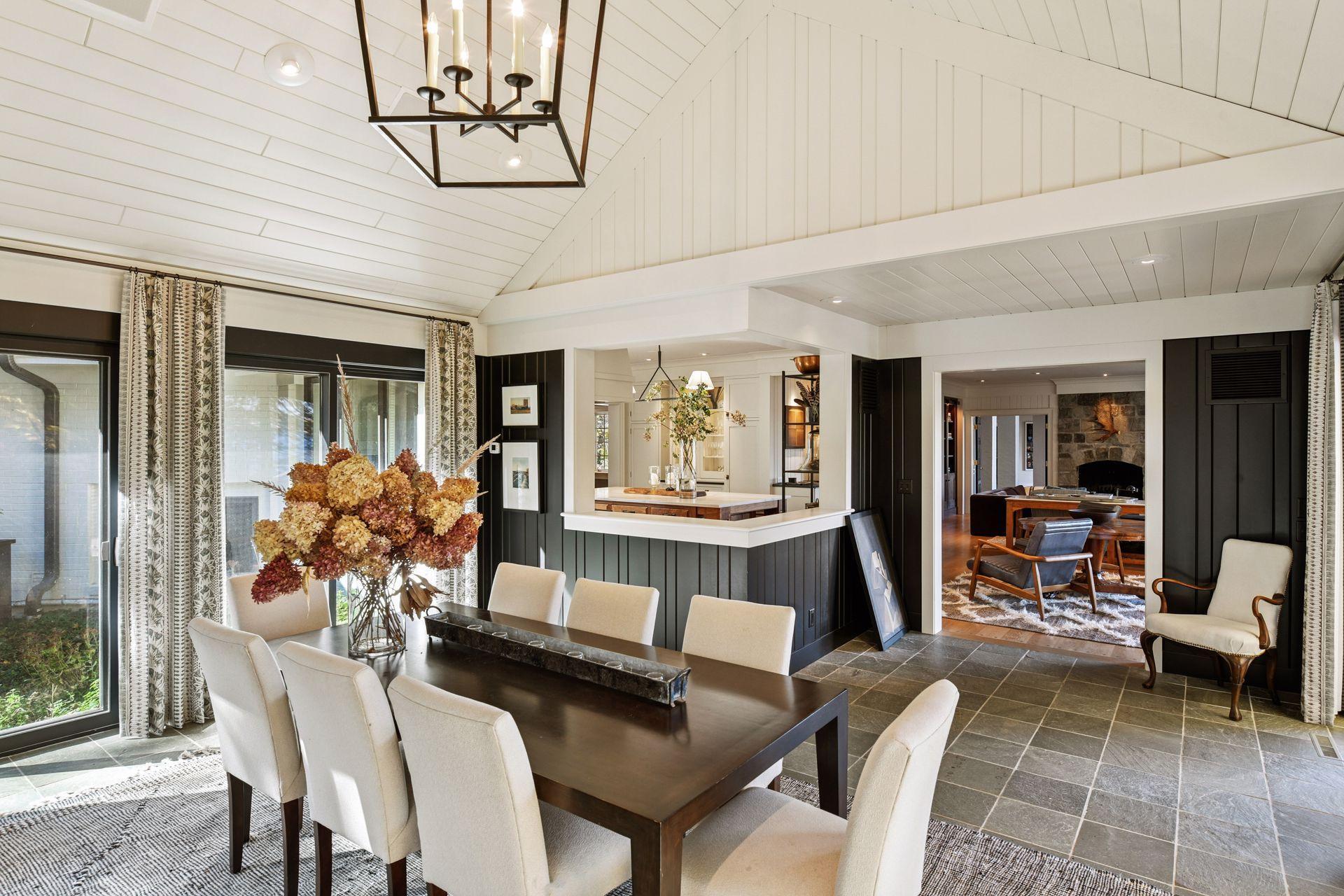 2505 Cedar Point Drive