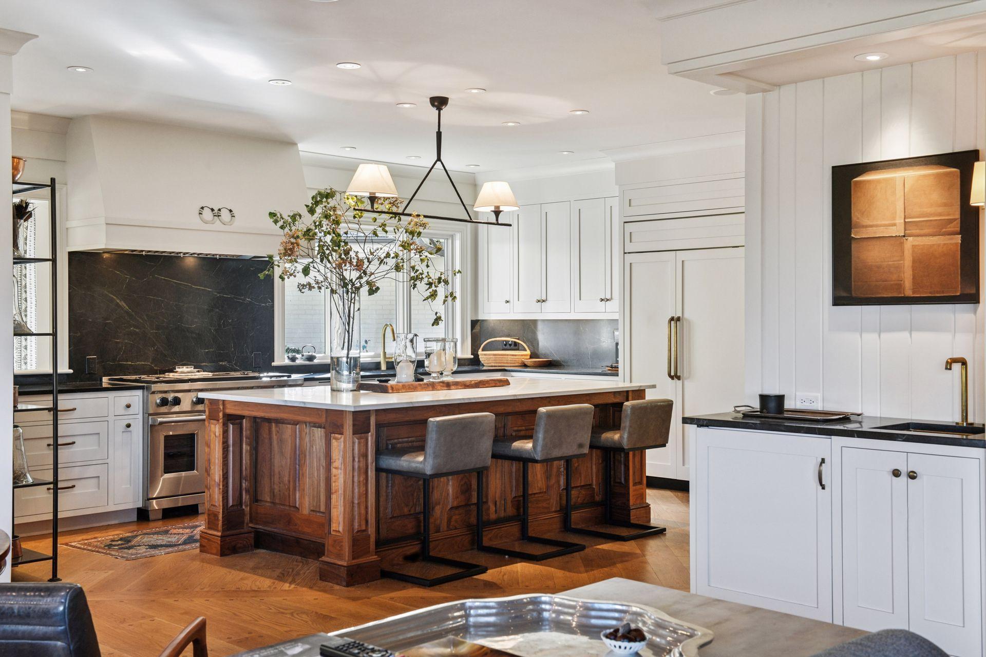 2505 Cedar Point Drive