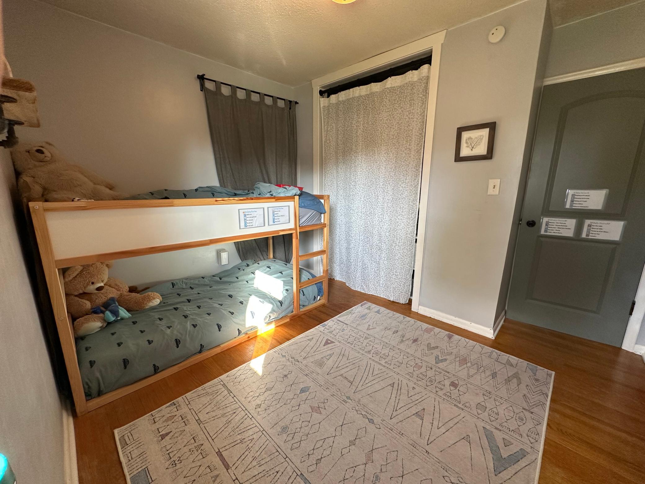 5601 Colfax Avenue N