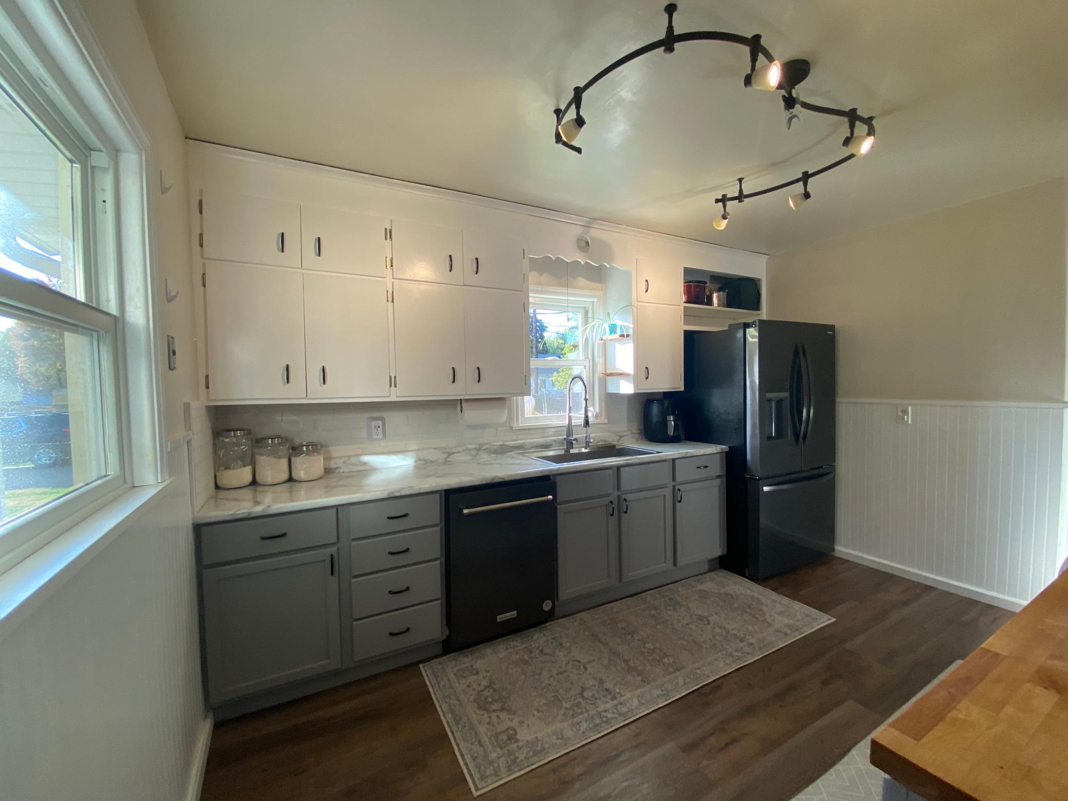 5601 Colfax Avenue N