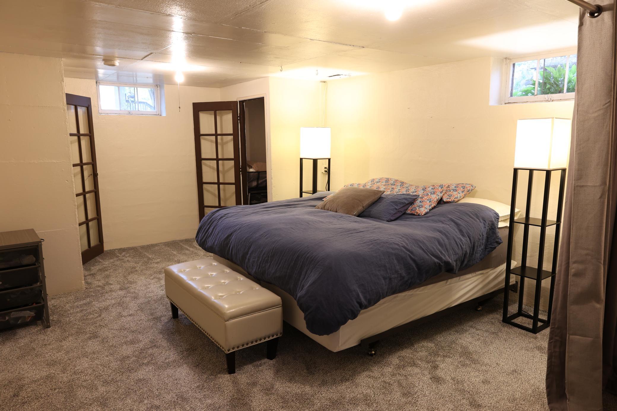 5601 Colfax Avenue N