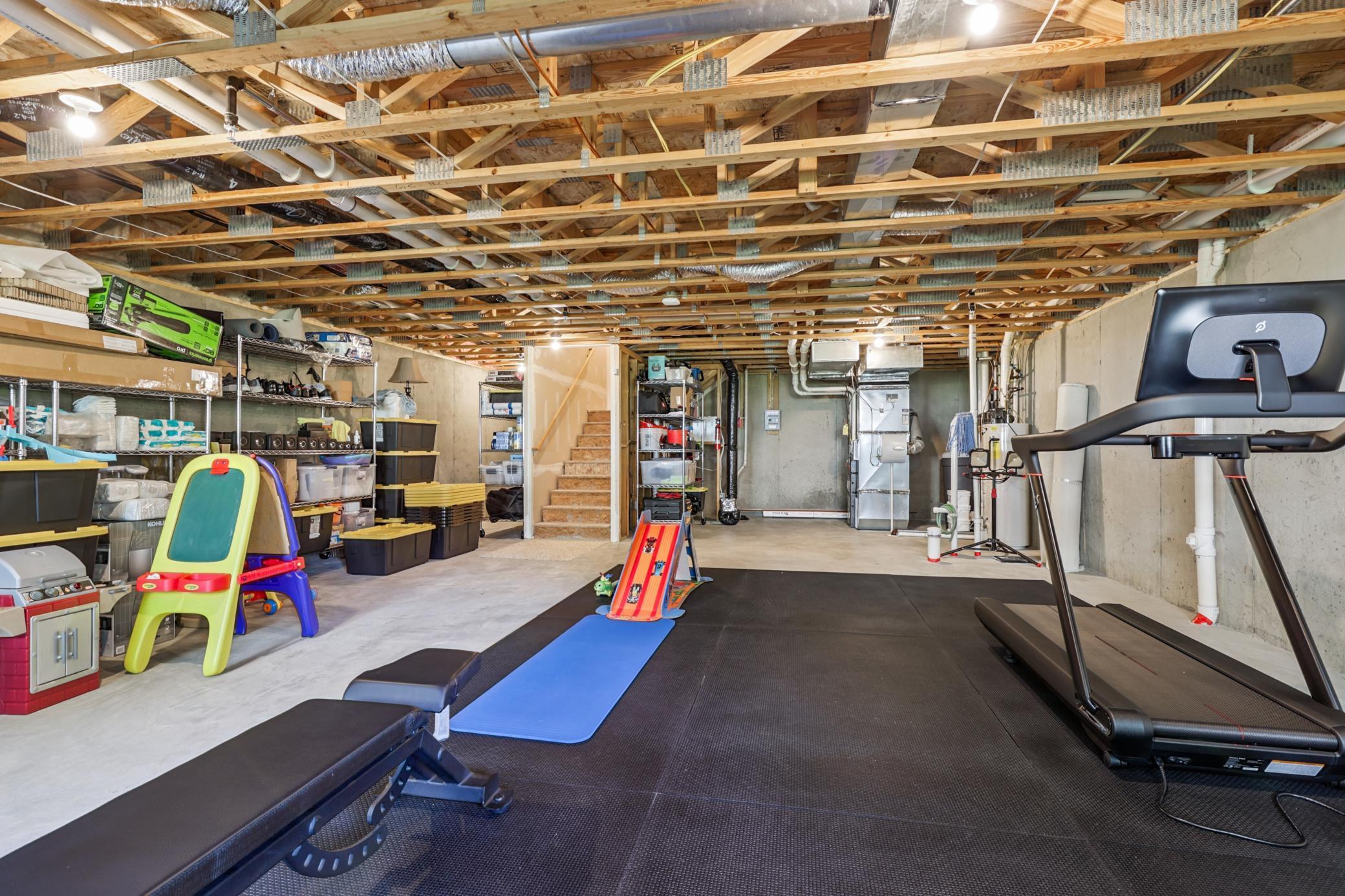 9534 Roosevelt Drive