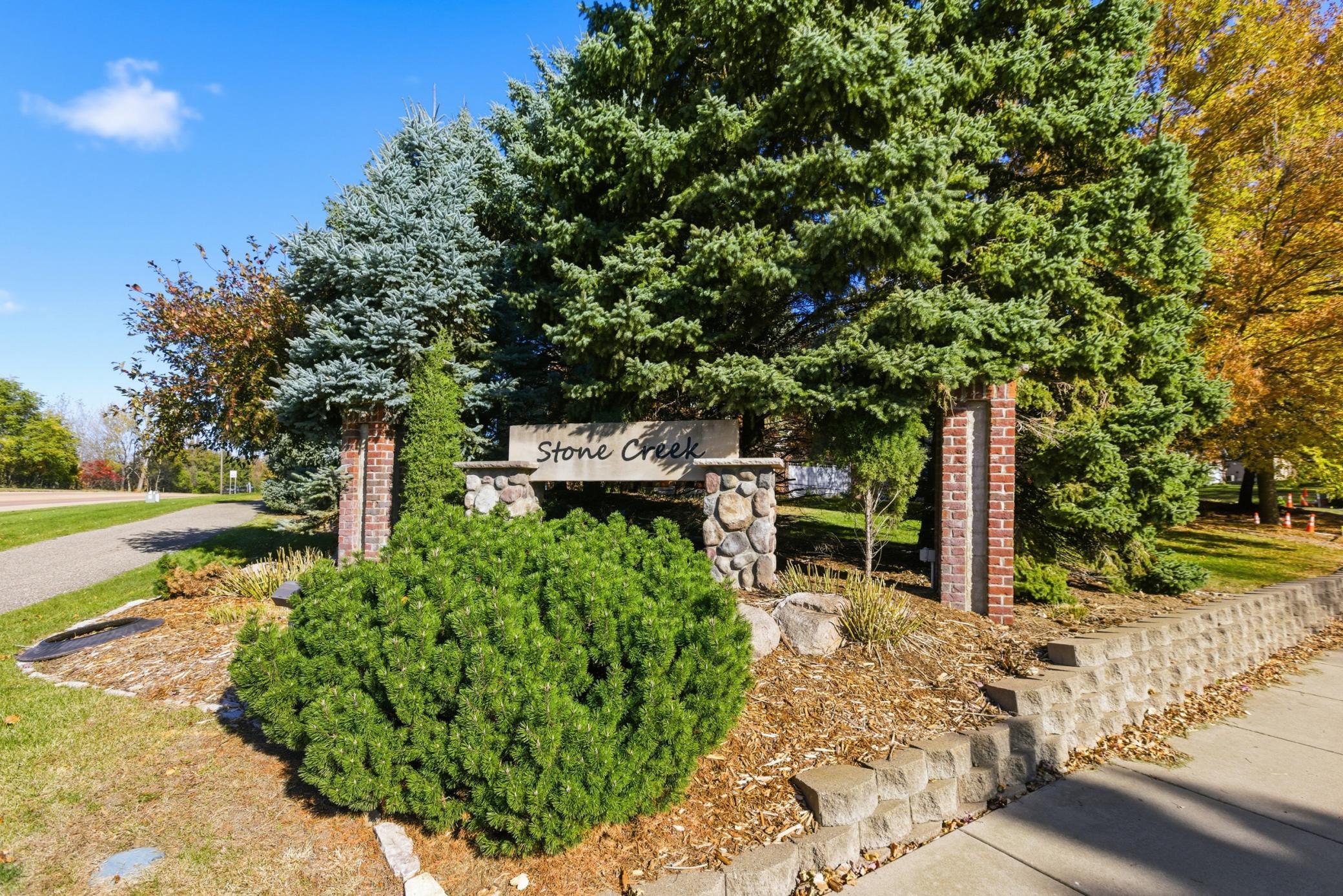 2284 Stone Creek Lane W