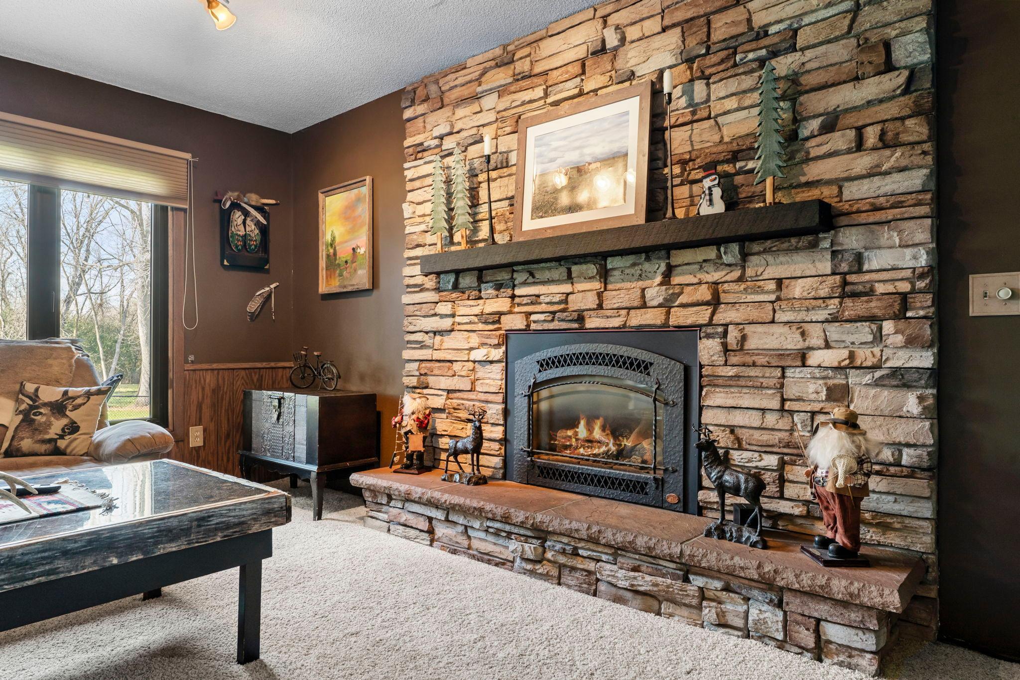 12131 Fernbrook Lane N