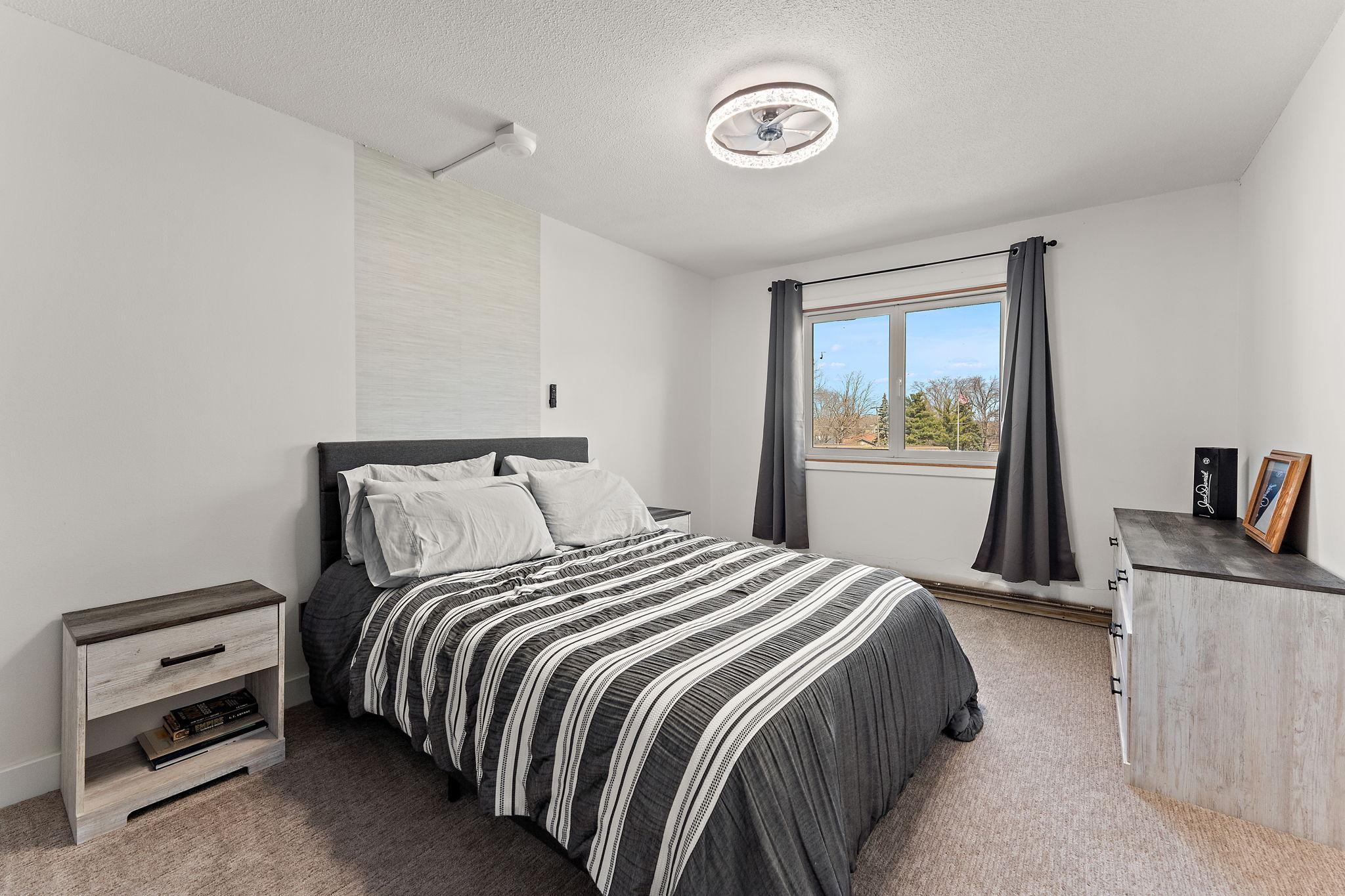 4407 Wilshire Boulevard Unit: 204