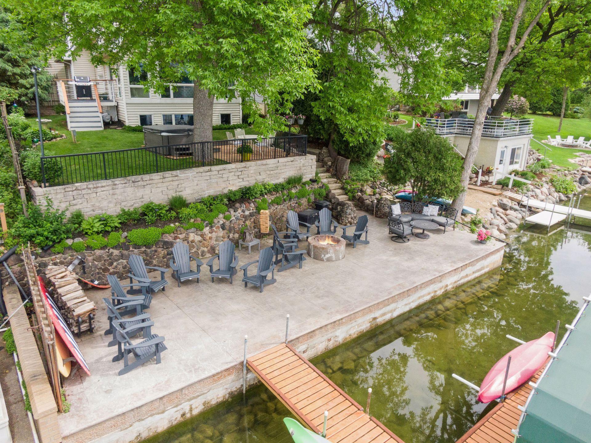 5125 Greenwood Circle