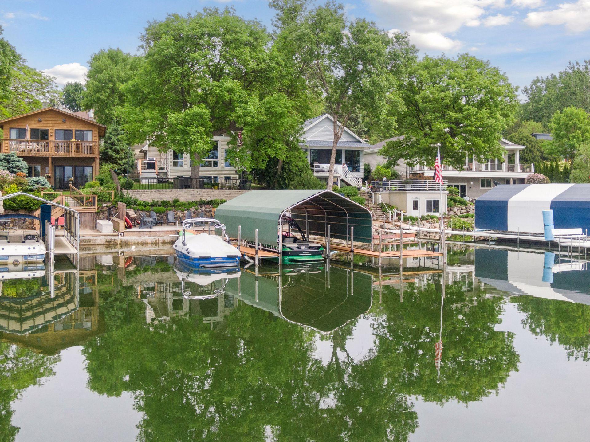 5125 Greenwood Circle