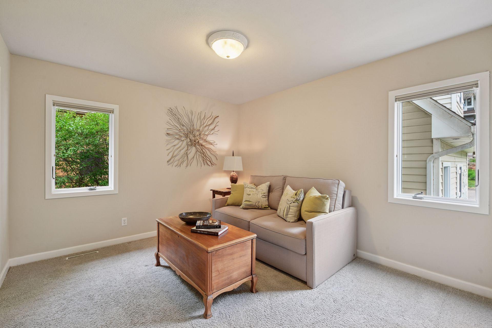 5125 Greenwood Circle