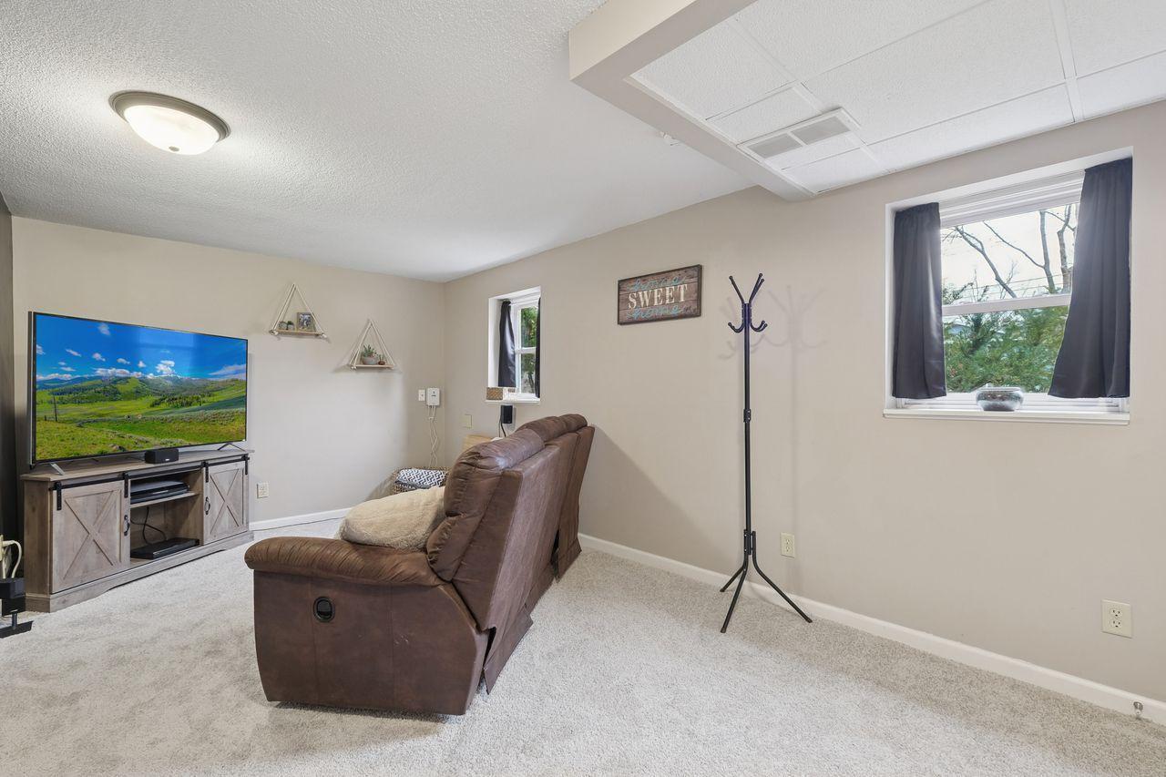 7824 Shingle Creek Drive