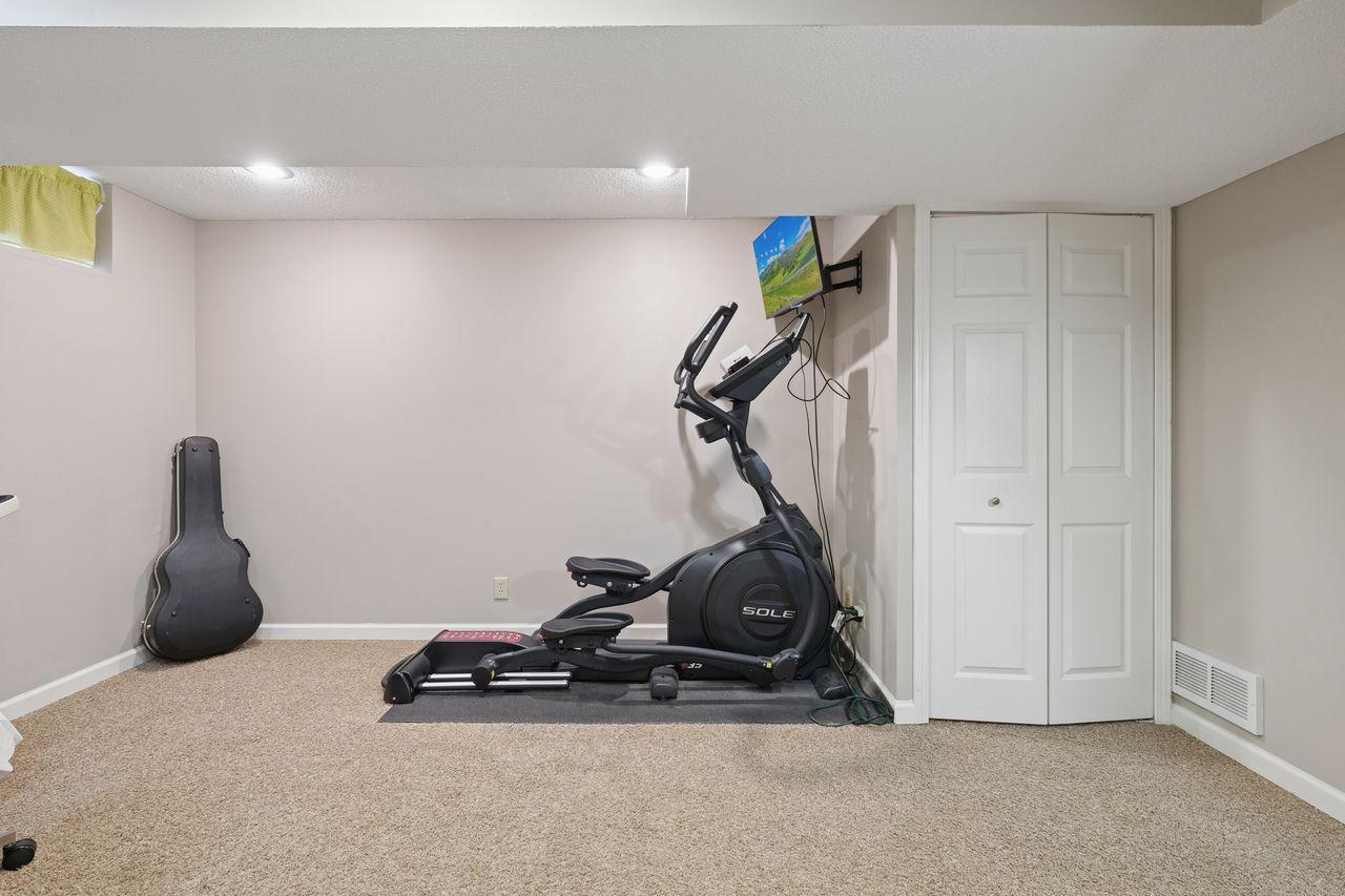 7824 Shingle Creek Drive