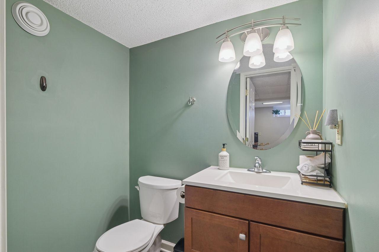 7824 Shingle Creek Drive