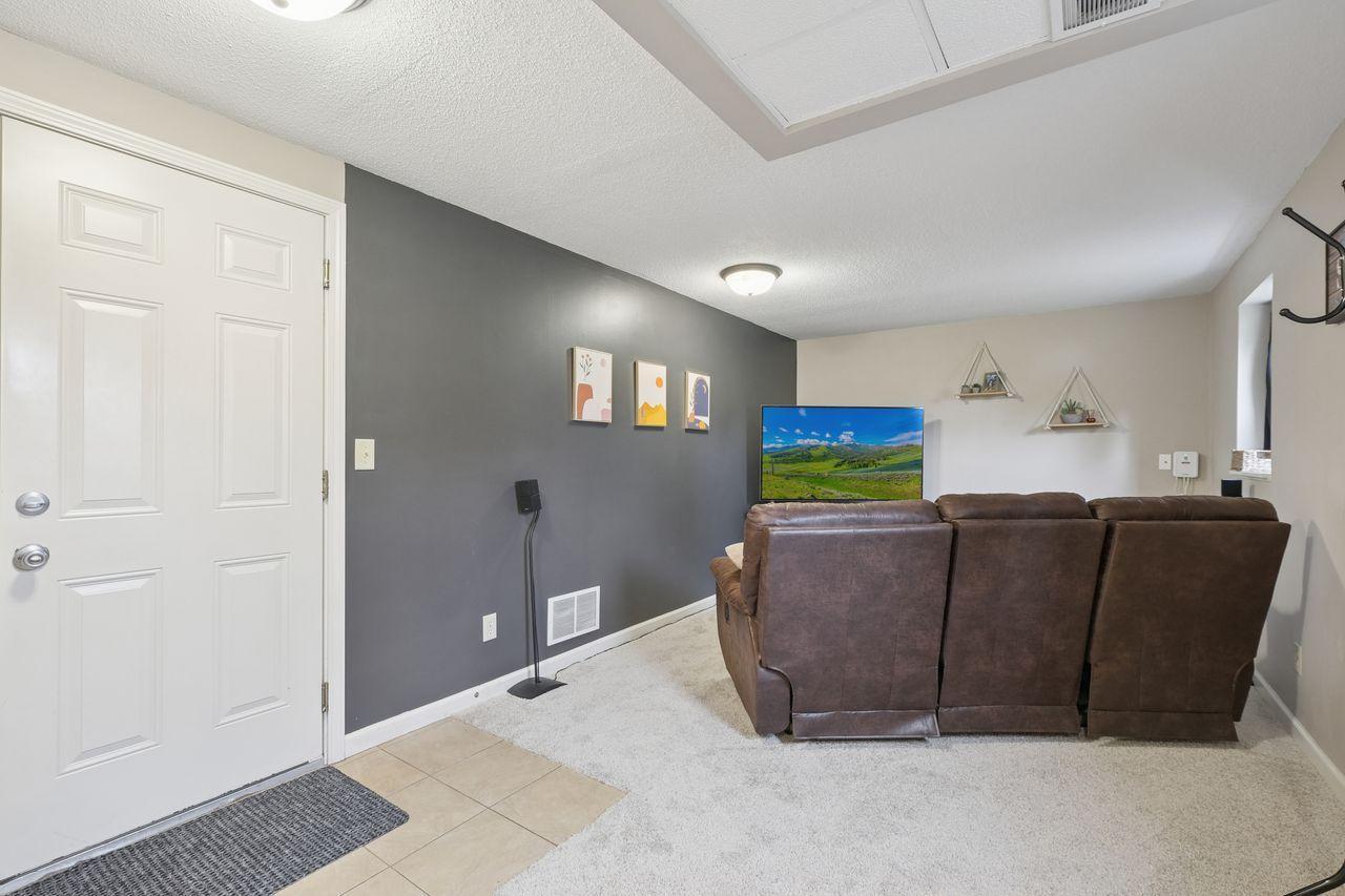 7824 Shingle Creek Drive