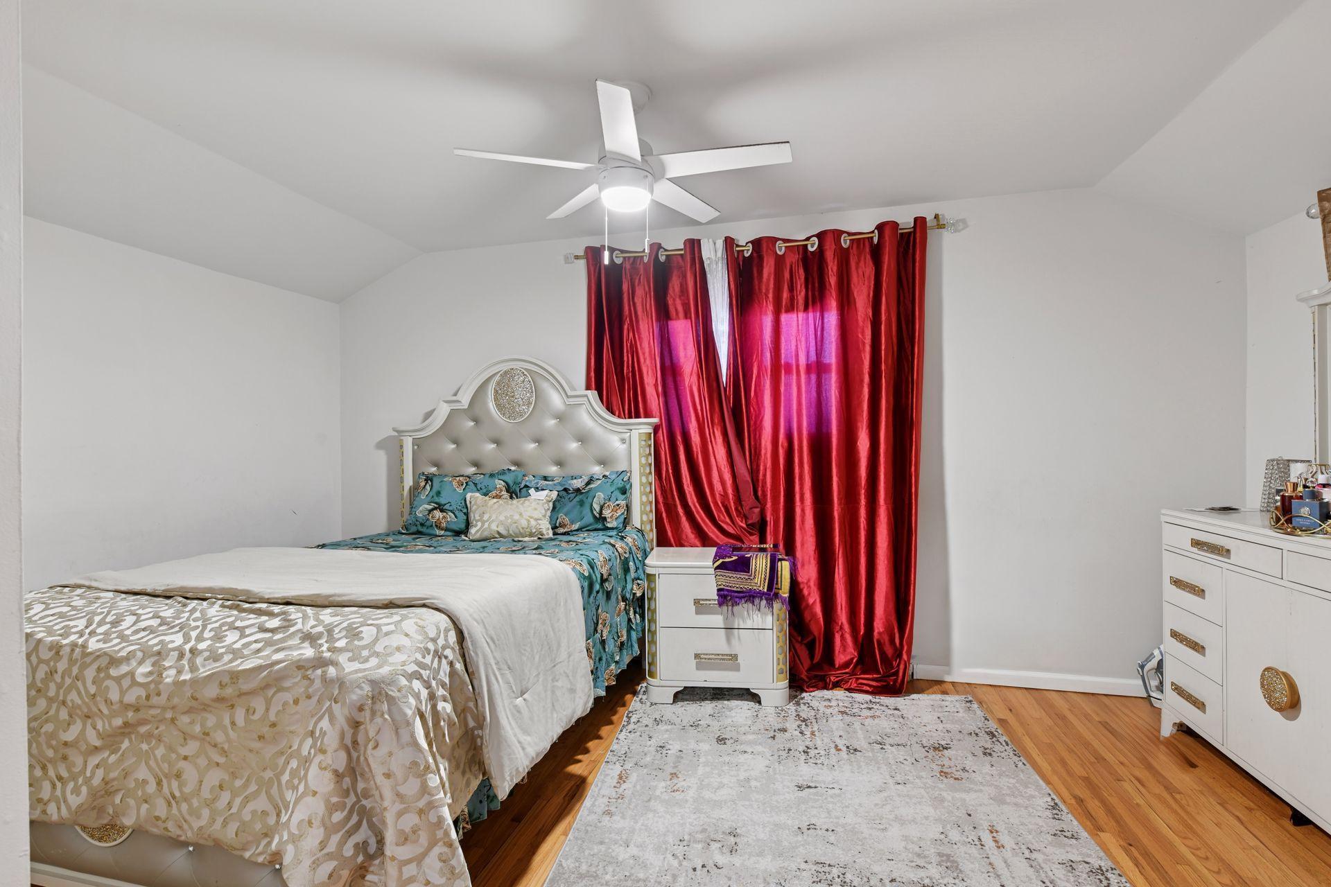 2410 Pierce Street NE