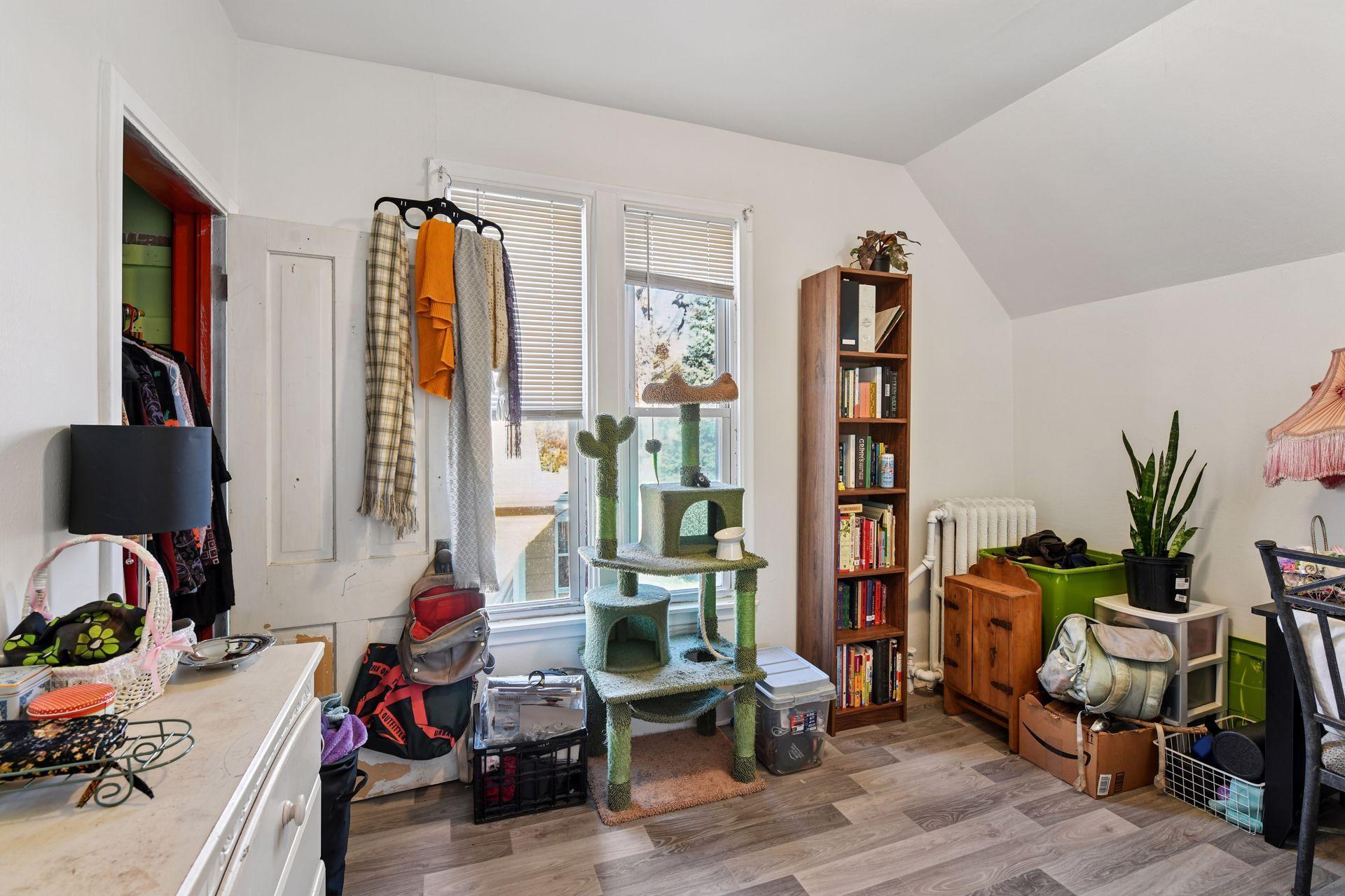 2410 Pierce Street NE