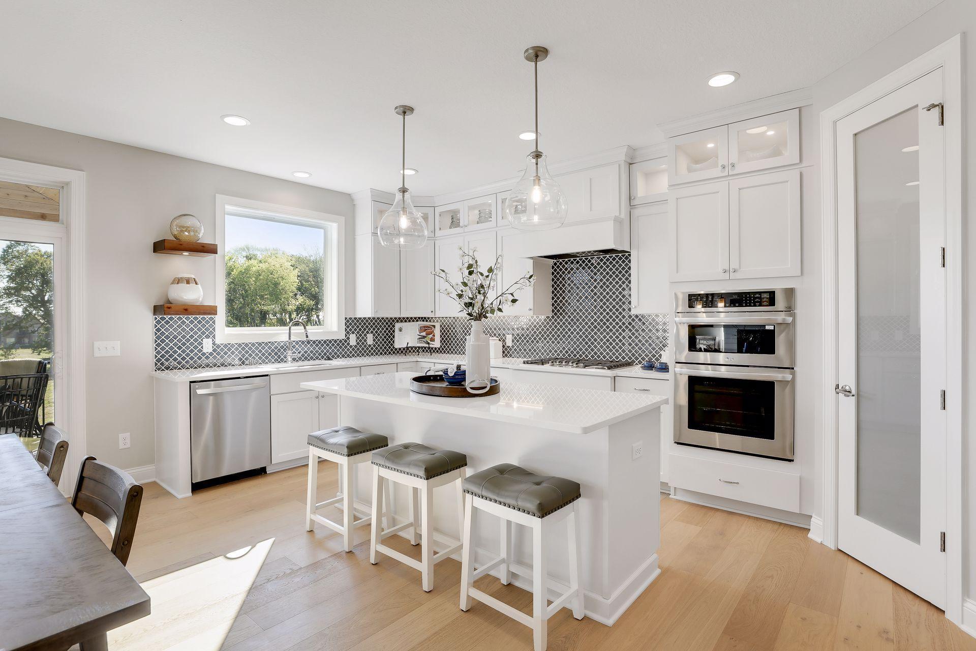 4641 Wolfberry Curve